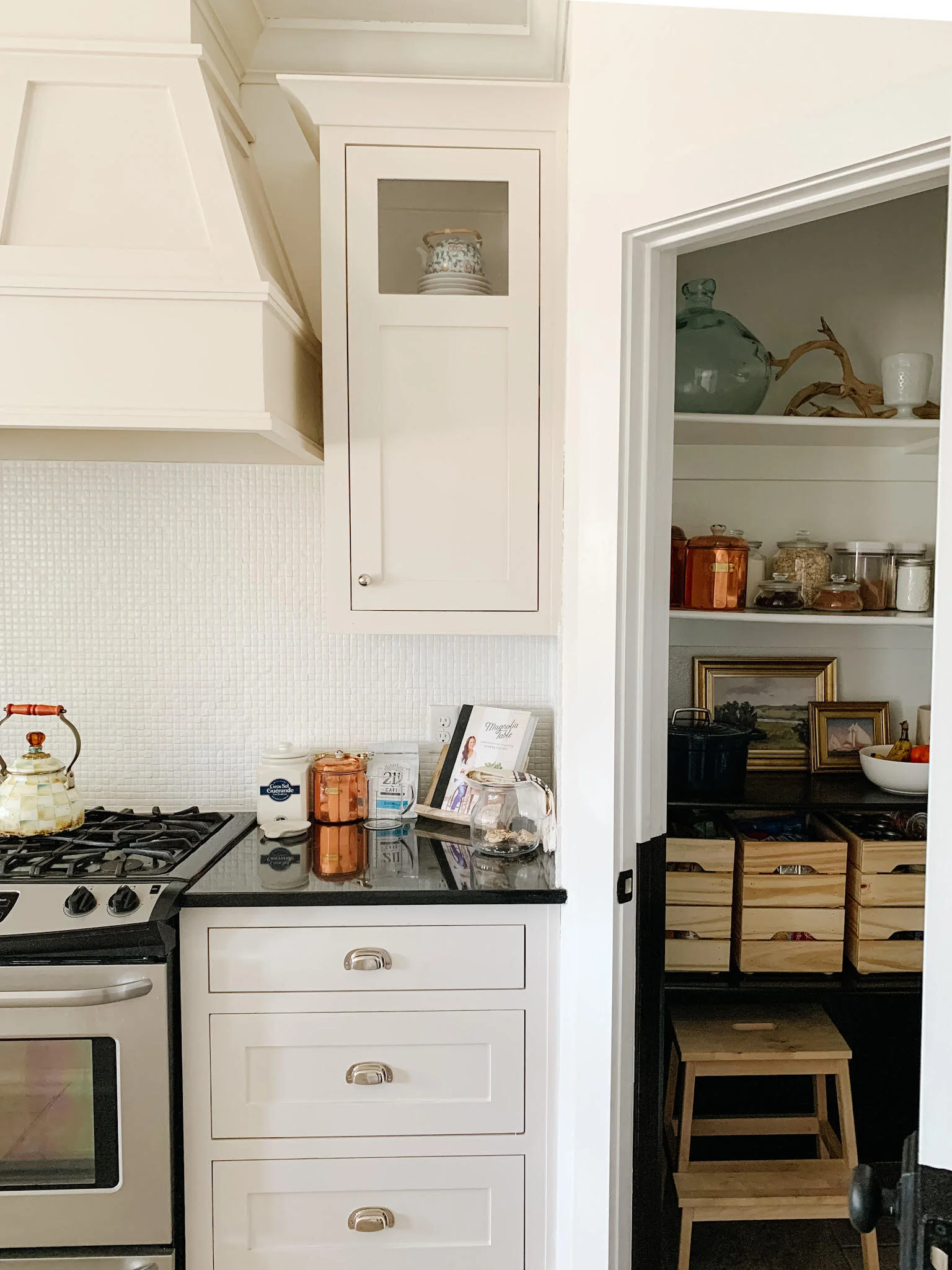 Tiny Bits of Happiness | Pantry Progress