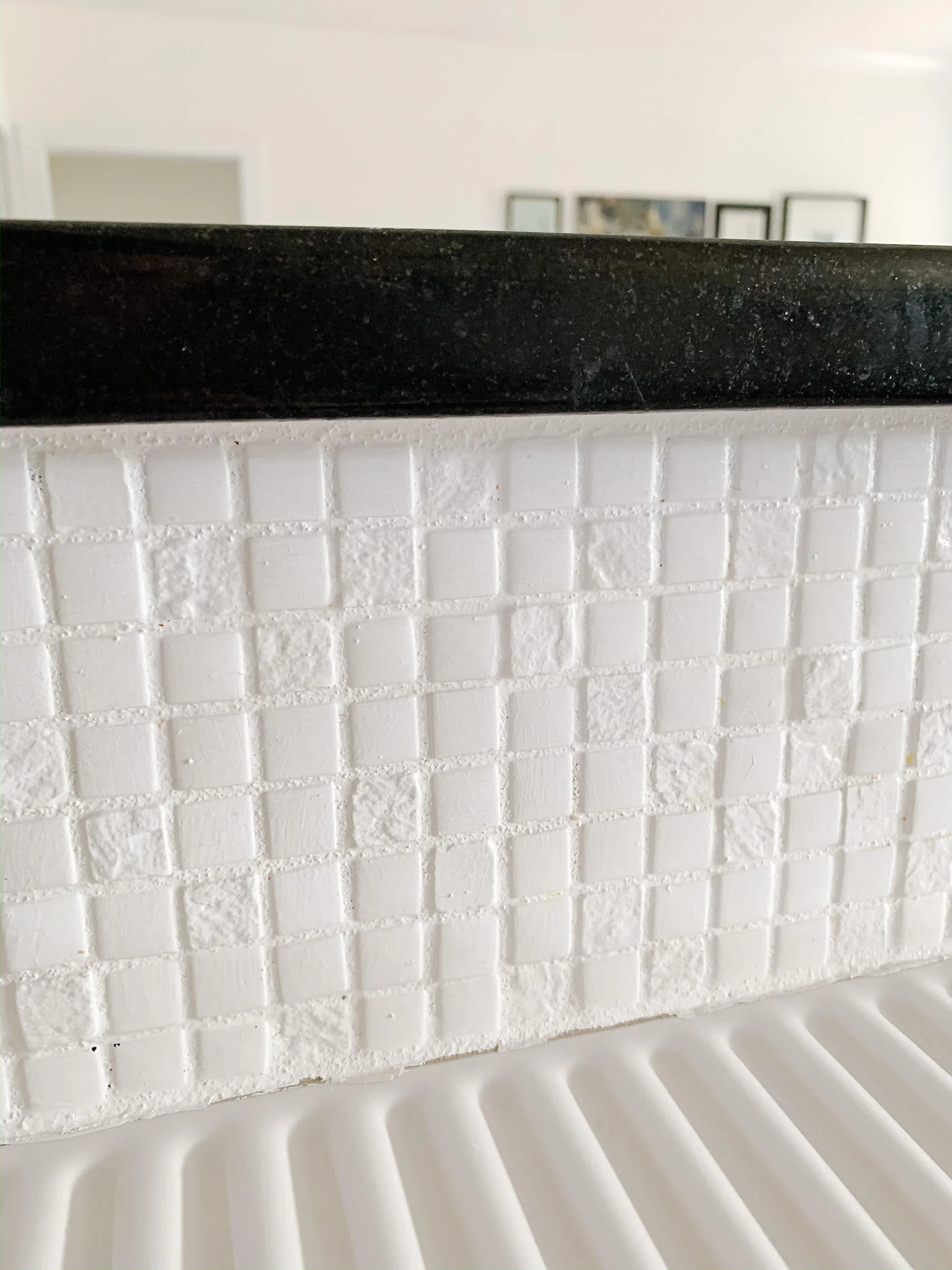 Tiny Bits of Happiness | A Year Review Painted Backsplash