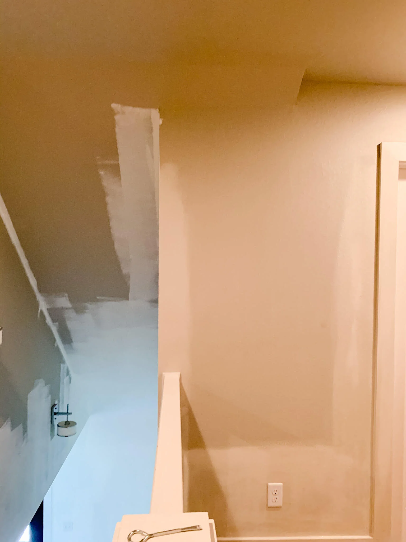 Tiny Bits of Happiness | Upstairs Hallway Progress