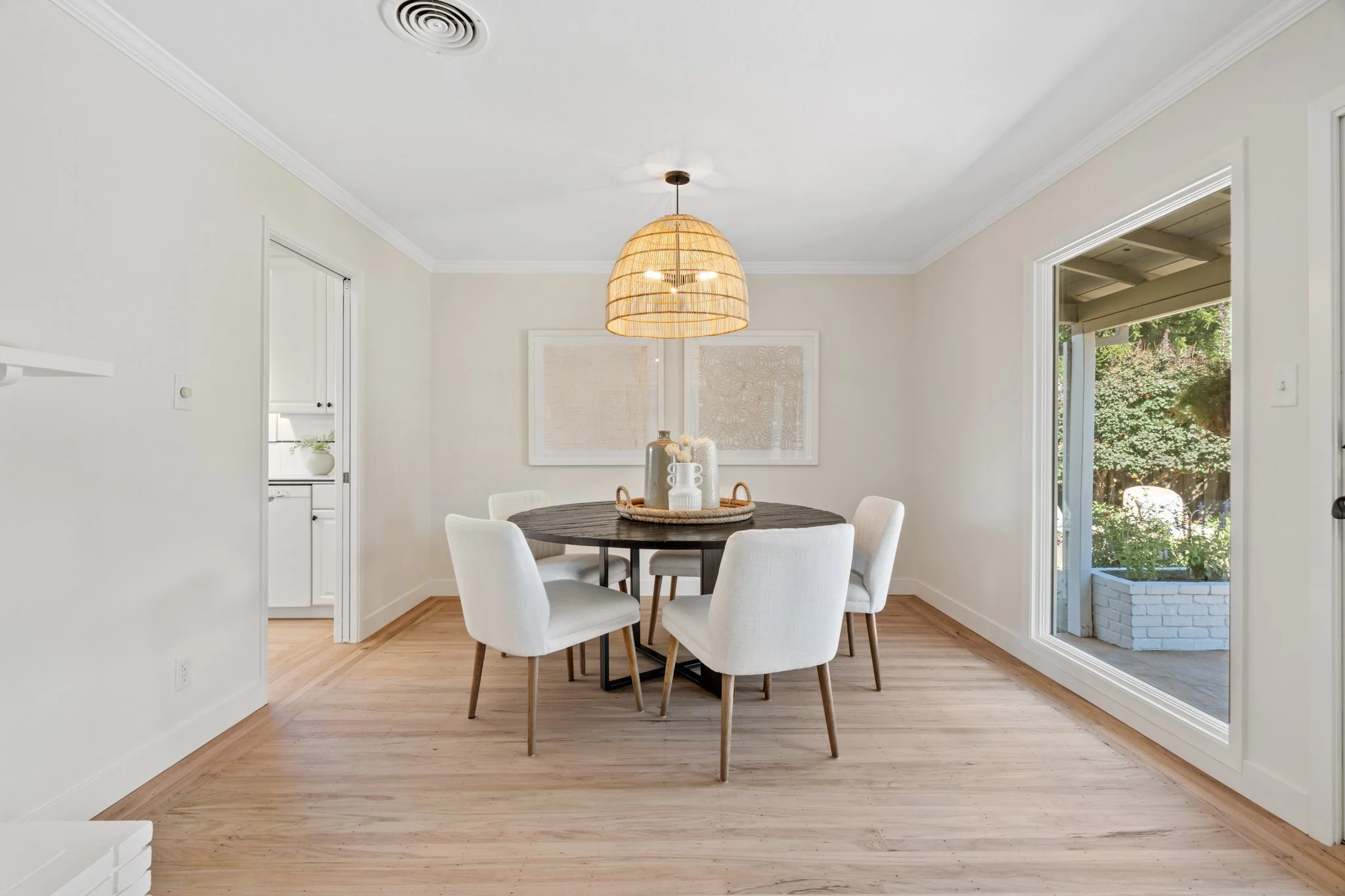 19-web-or-mls-63 Olive Ct-17.jpg