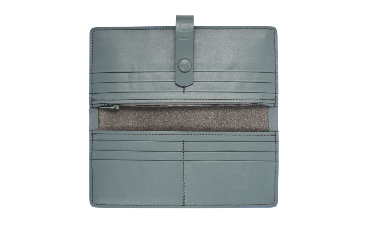 Queen-wallet-leather-hospital-INSIDE.jpg