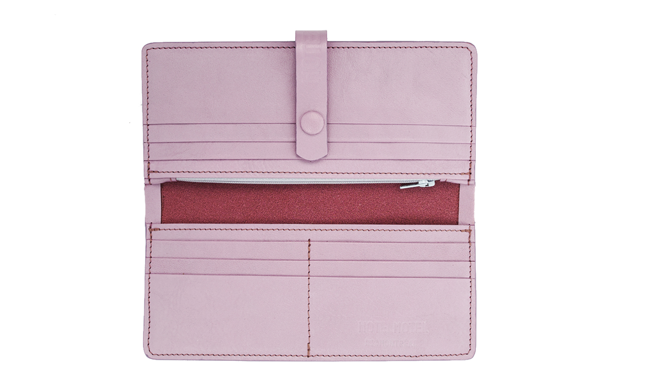 Queen-wallet-leather-lilac-open.jpg