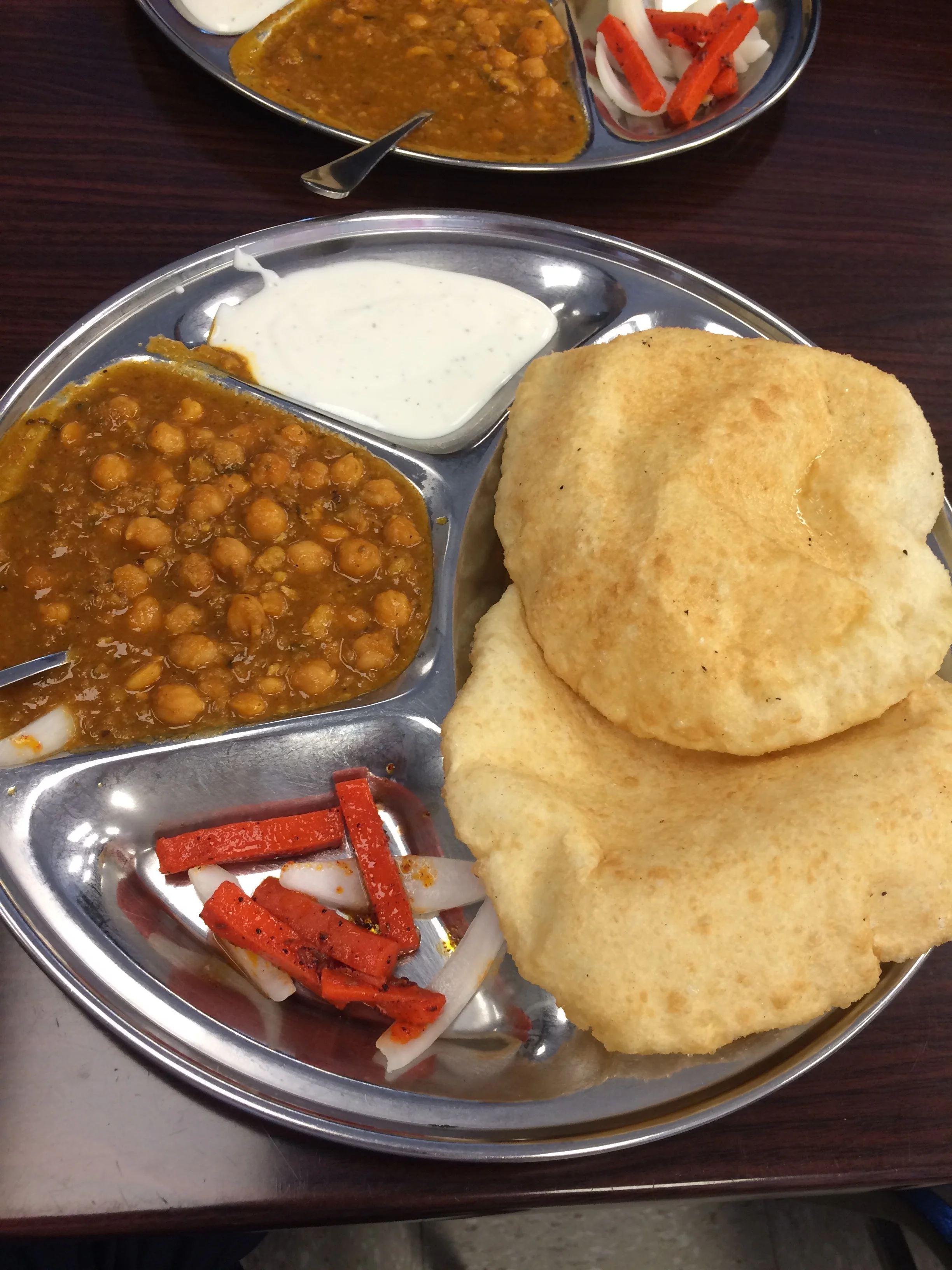 Chana Bhatura.jpg