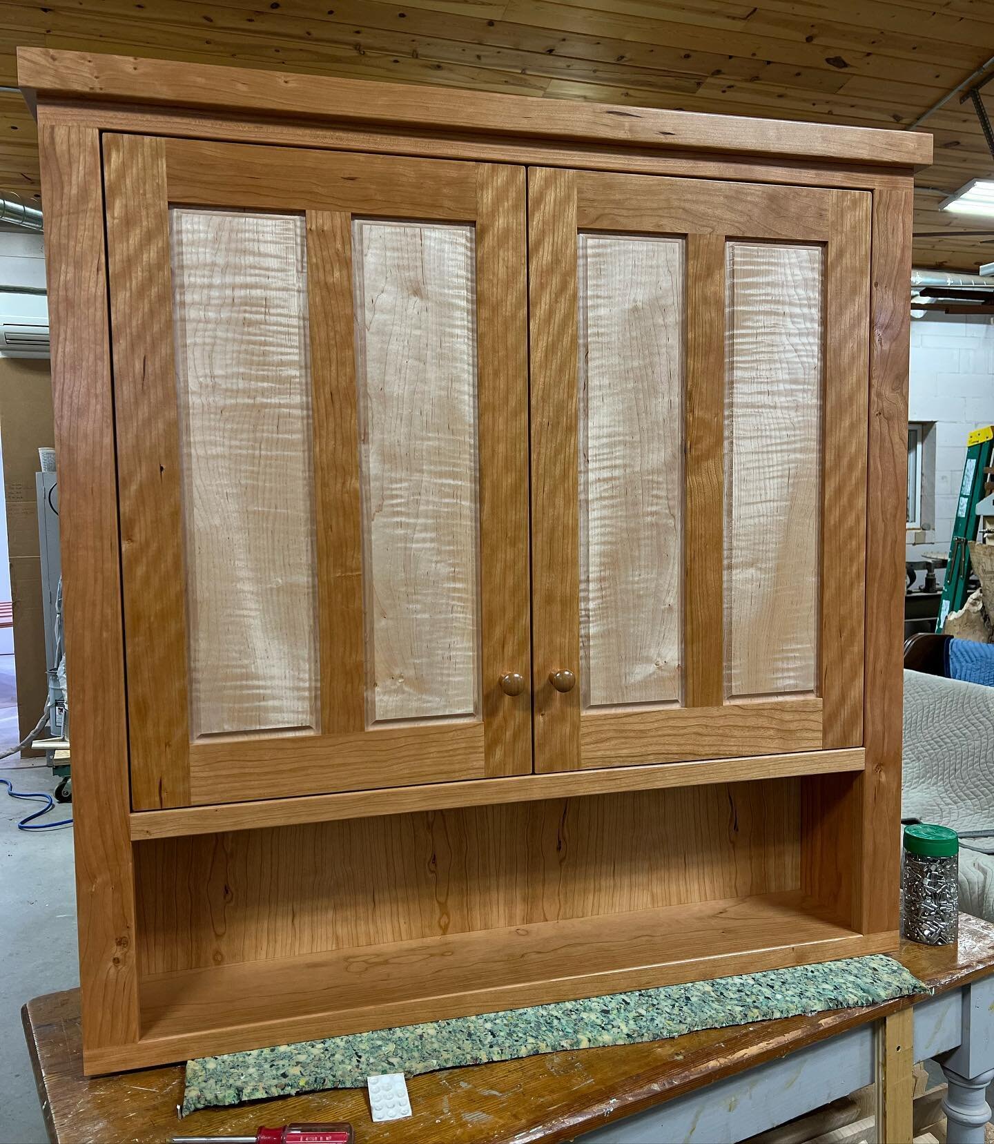 Just finished this cherry and maple bathroom cabinet.

#hiddenquarryartisans #schleiff #wvmade #bookmatch #furnituremaker  #cabinetmaker #woodworking #woodworker #handmade #sawmill #craftsmanship #lewisburgwv #schleifflife