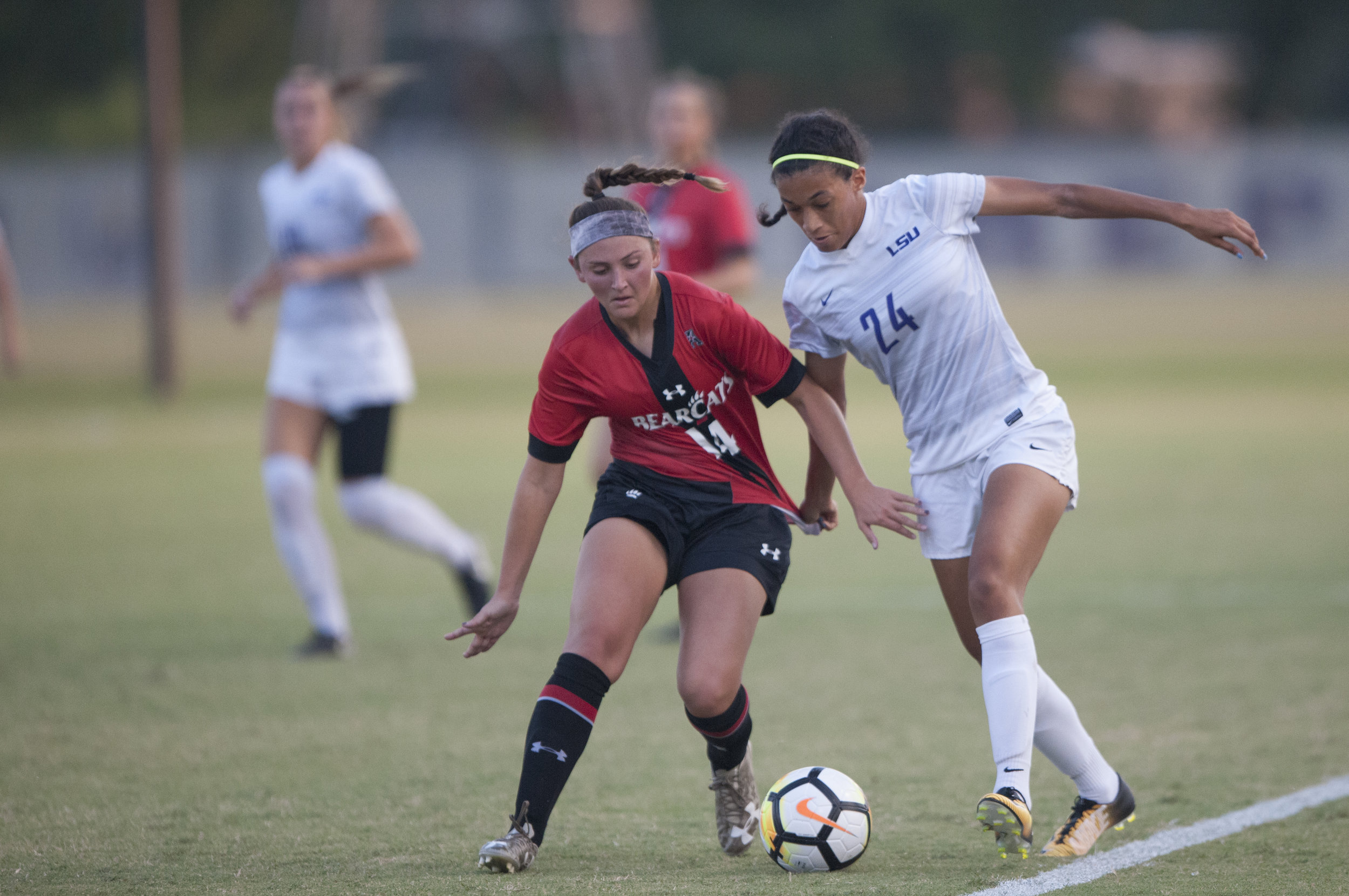 DSC_9762_WomensSoccer_KR_05.jpg