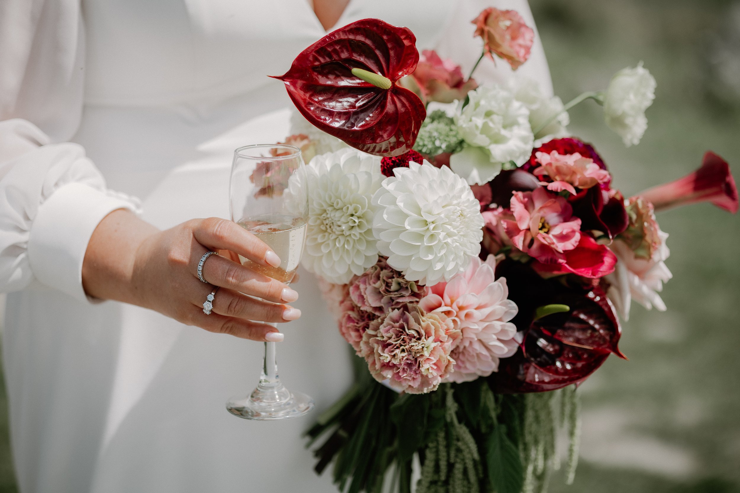 Close up of bridal bouqet