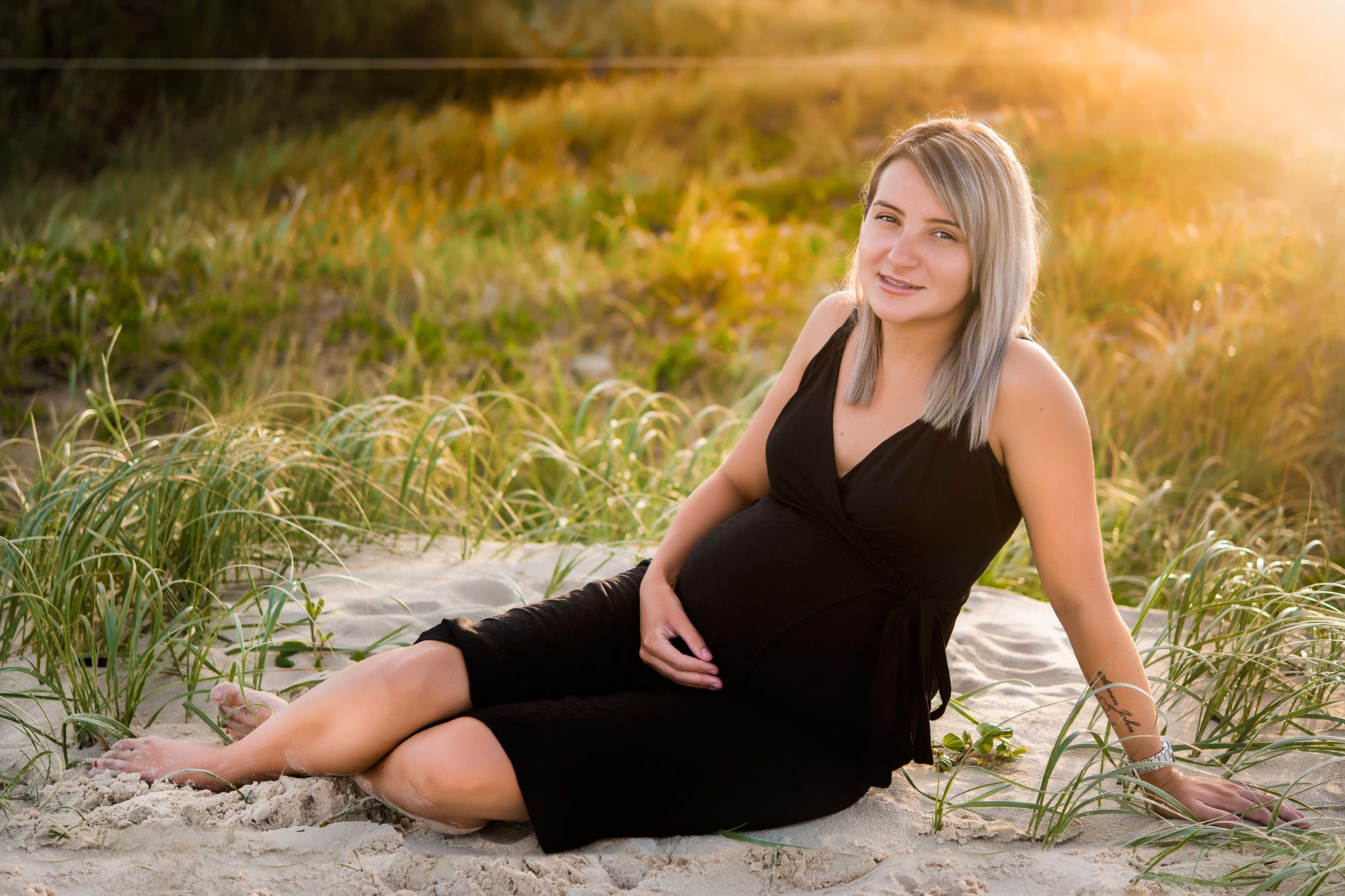 Maternity-Photoshoot-Bribie (13 of 20).jpg