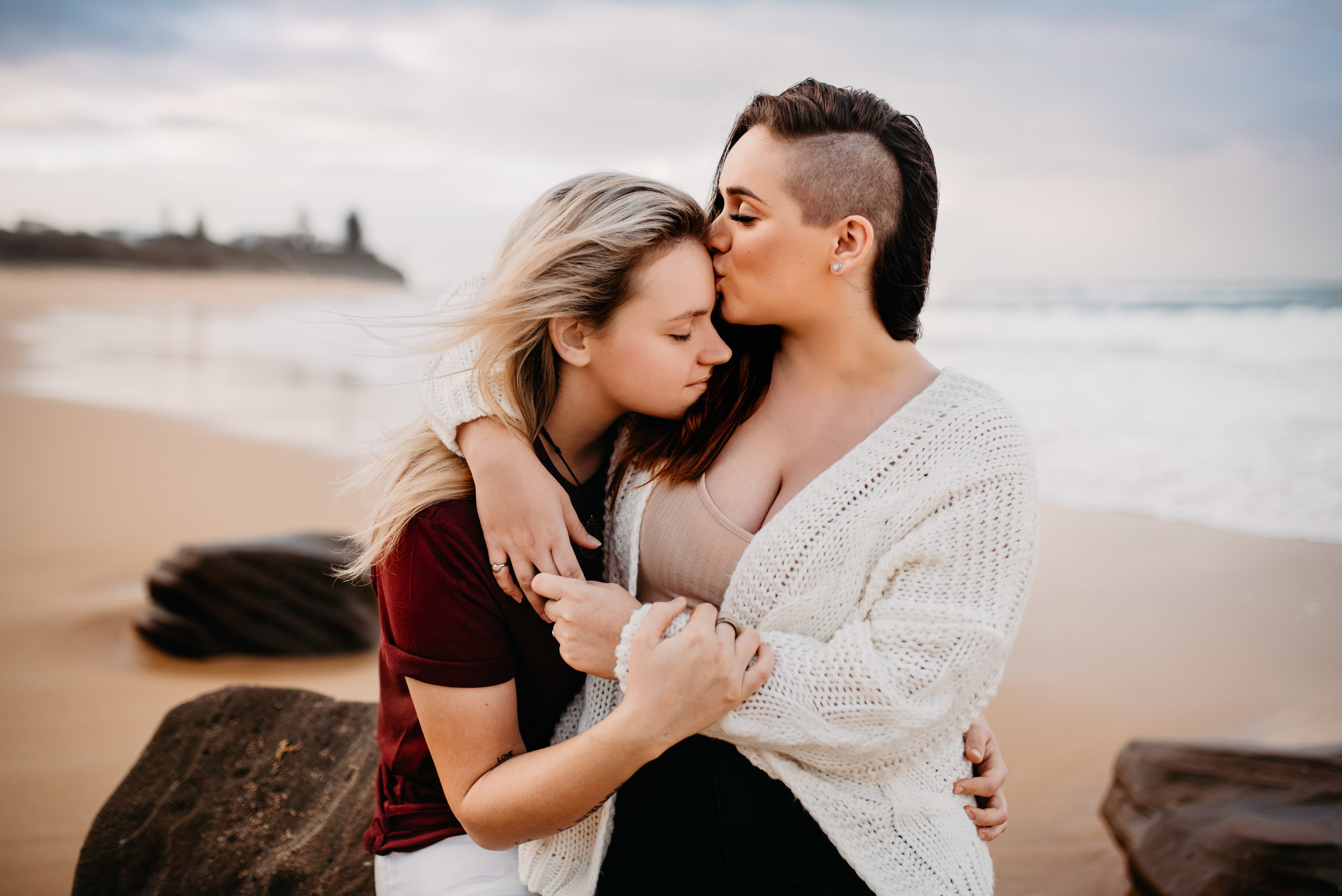 caloundra-couples-shoot (15 of 30).jpg