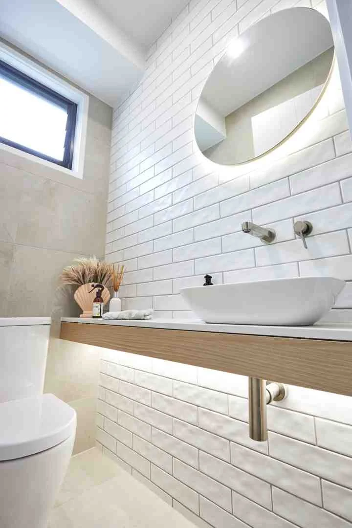 Small Bathroom Remodel Tips: How to Get It Right on the Sunshine Coast