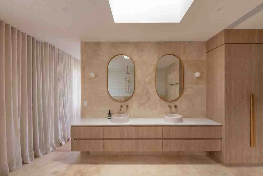 Custom Bathroom Cabinetry: Tailored Storage Solutions for Every Lifestyle