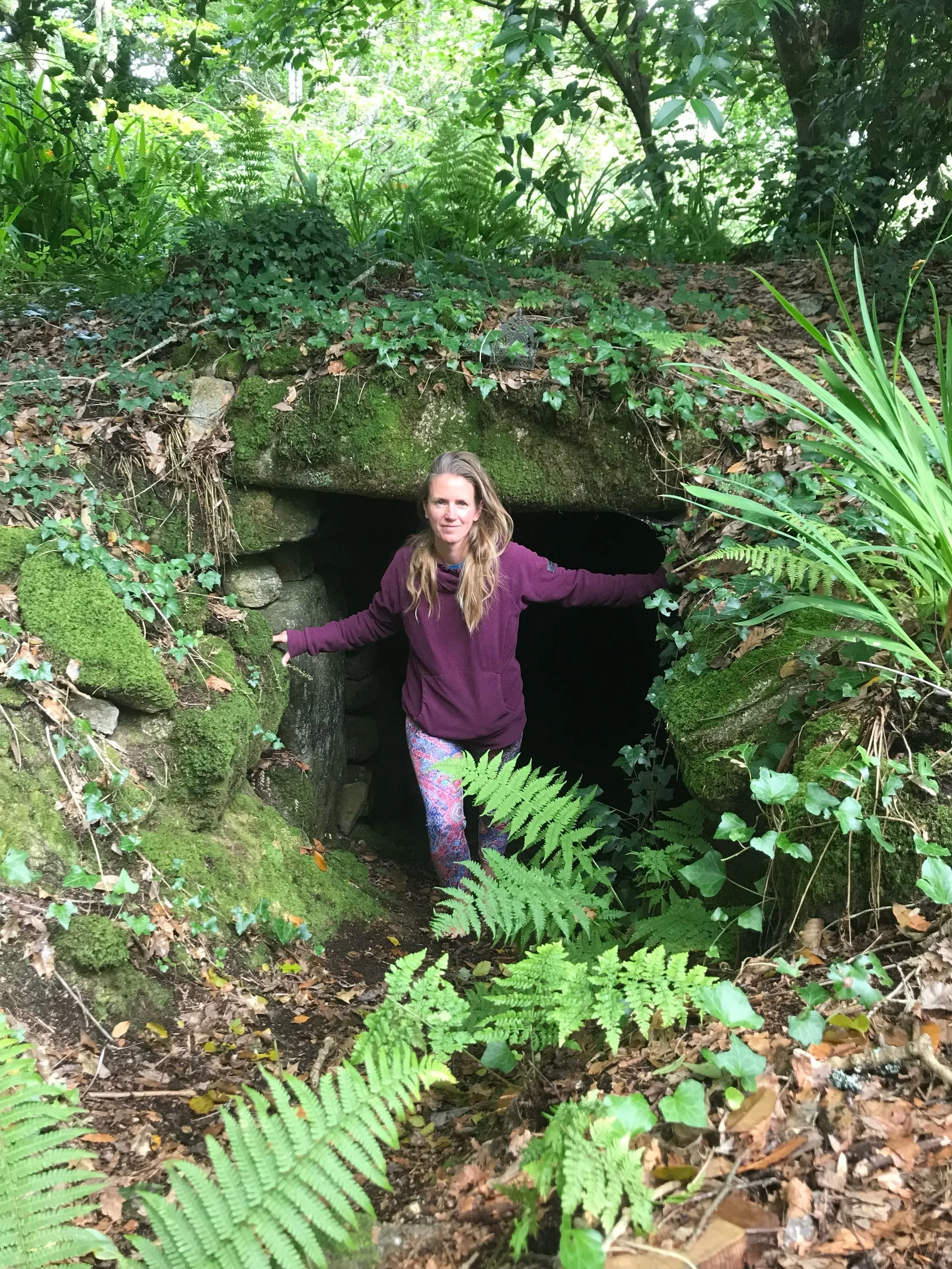 Earth Sea Sky Autumn retreat for women - the cave