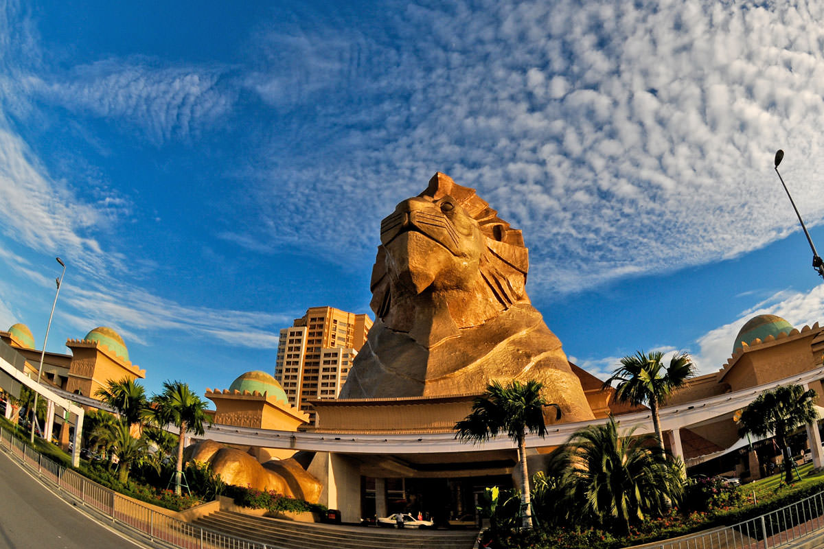 Sunway Pyramid Shopping Mall. Distance: 0.00km