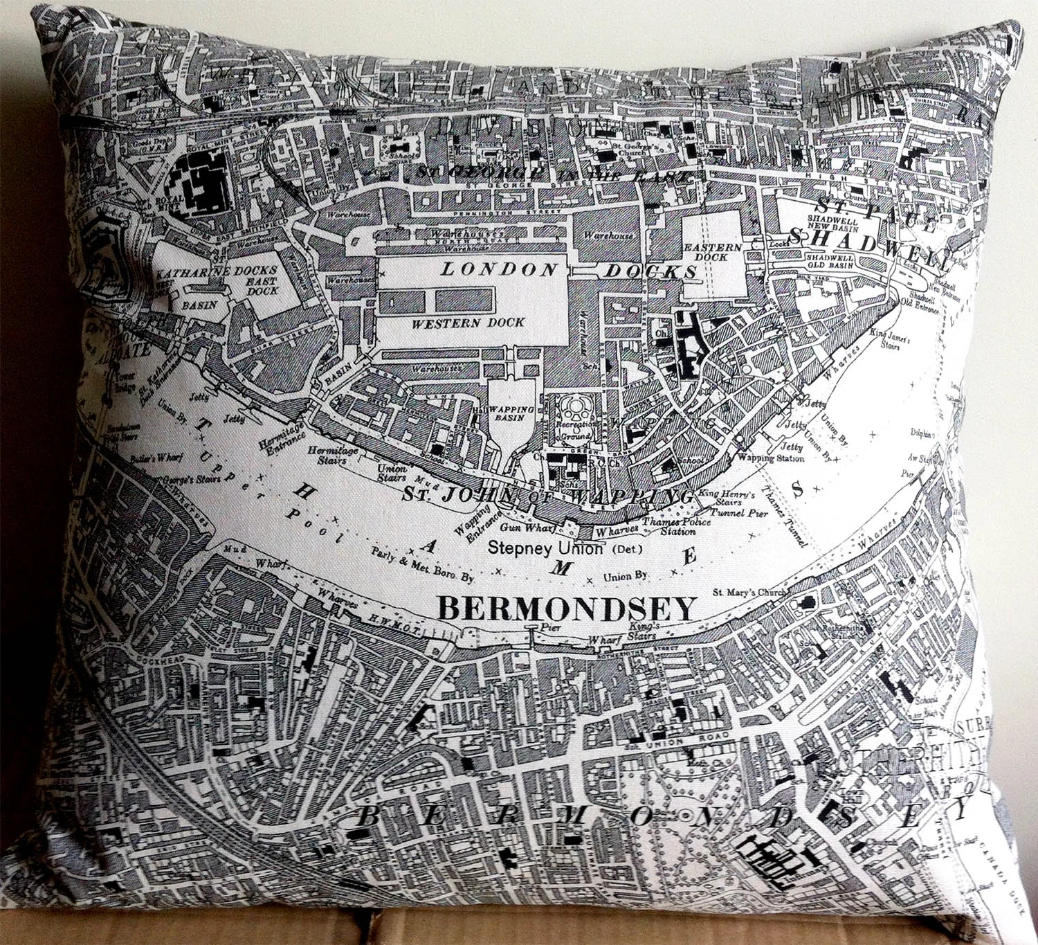 Bermondsey and London Docks. Using middle of One of Fiona' s map tea towels Design No. 50.
