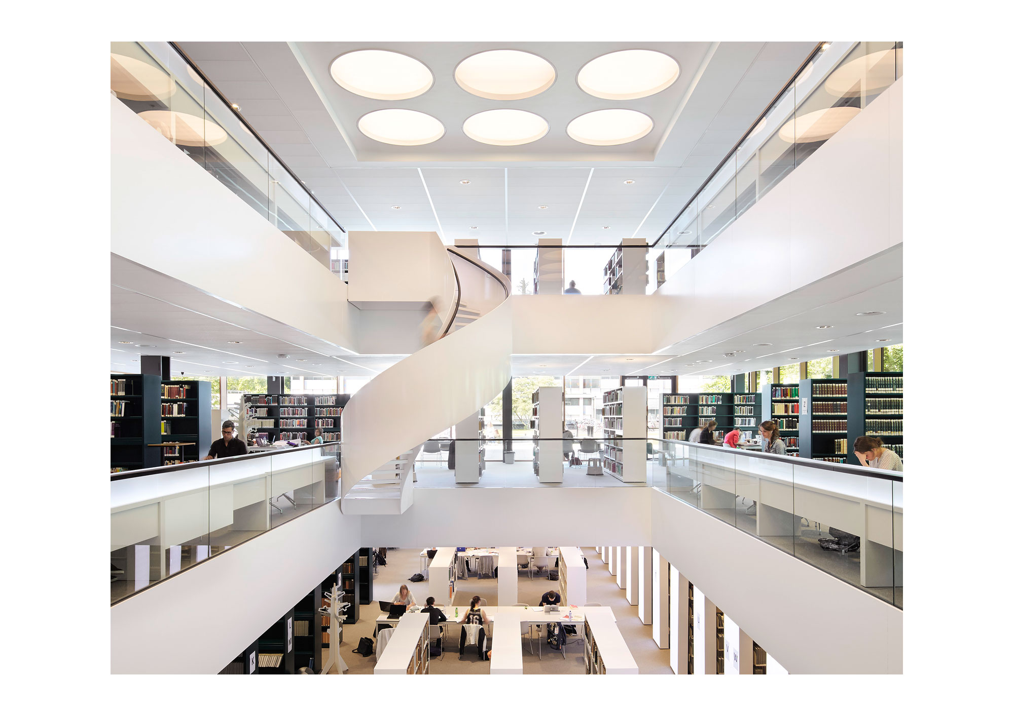 Piet Niemann Architectural Photographer Hamburg Germany Nijmegen Netherlands / Architekturfotograf Hamburg Deutschland Nimwegen Niederlande / Grotiusgebouw Benthemcrouwel Architects