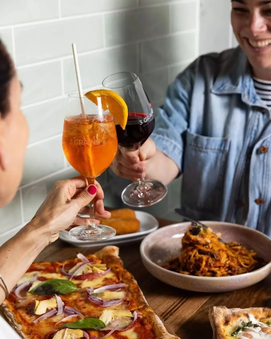 Weekend scenes at 3 GRAINS.
Light, relaxed and delicious.