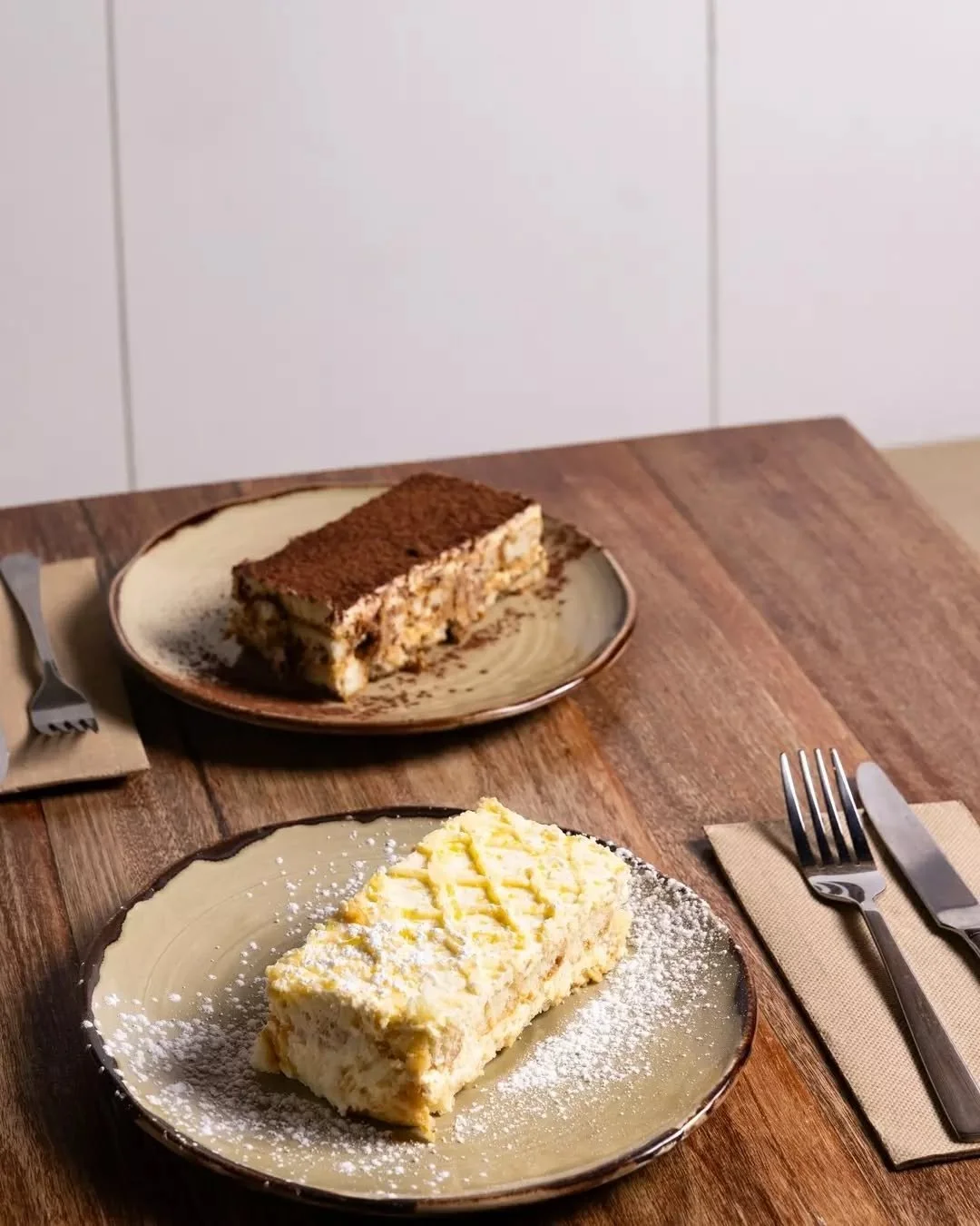 Dessert just got serious. Classic tiramisu or limoncello tiramisu now available at Yarraville and Williamstown. Try one or do the right thing and try both. Perfect for sharing

#3GRAINS #Tiramisu #SweetFinish