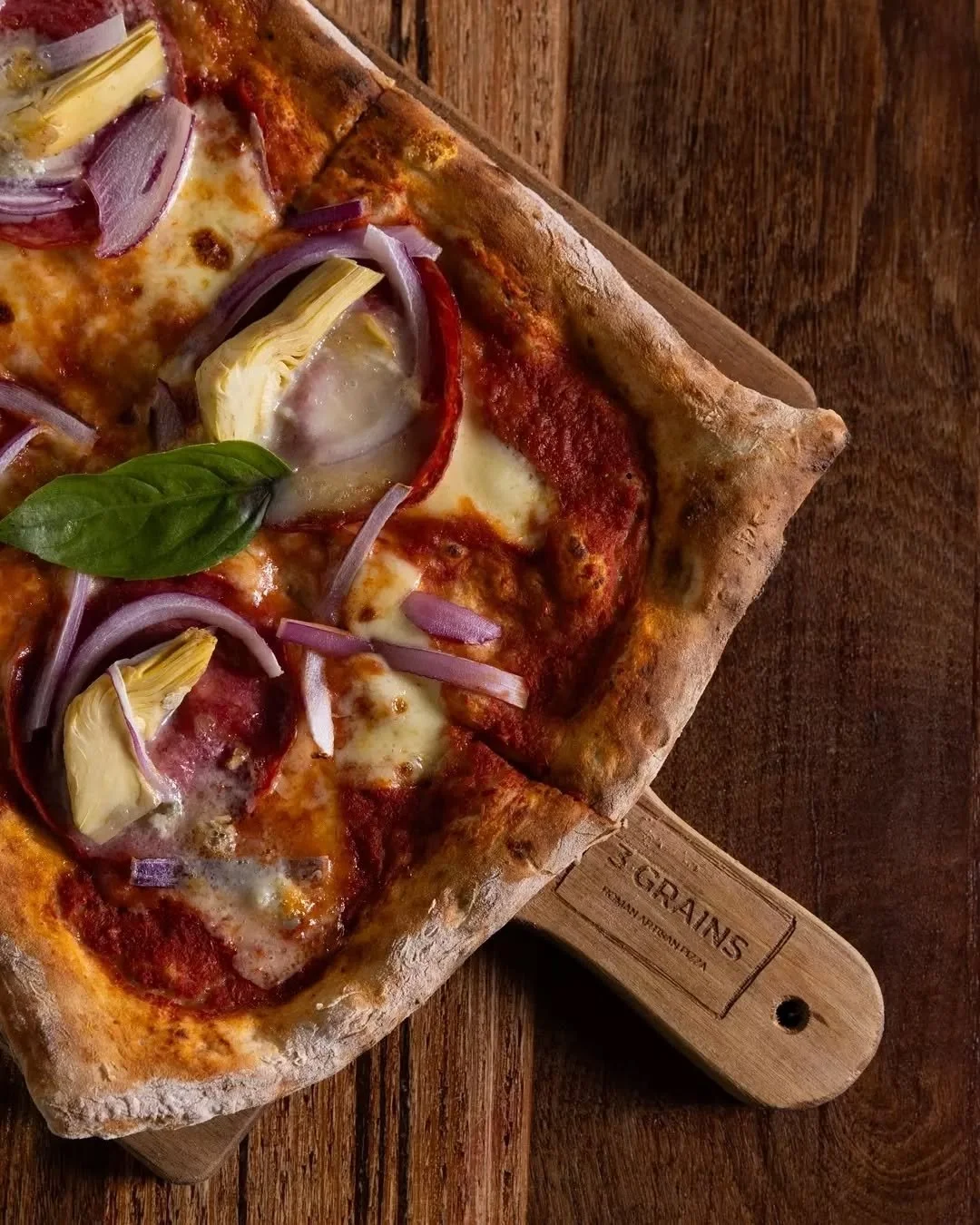 When it hits the table, you know. Our unique dough, crafted with care and unmistakably 3 GRAINS. Pizza at the centre, pasta and drinks alongside, it is what we do best

#3GRAINS #PizzaPeople #TheDifference