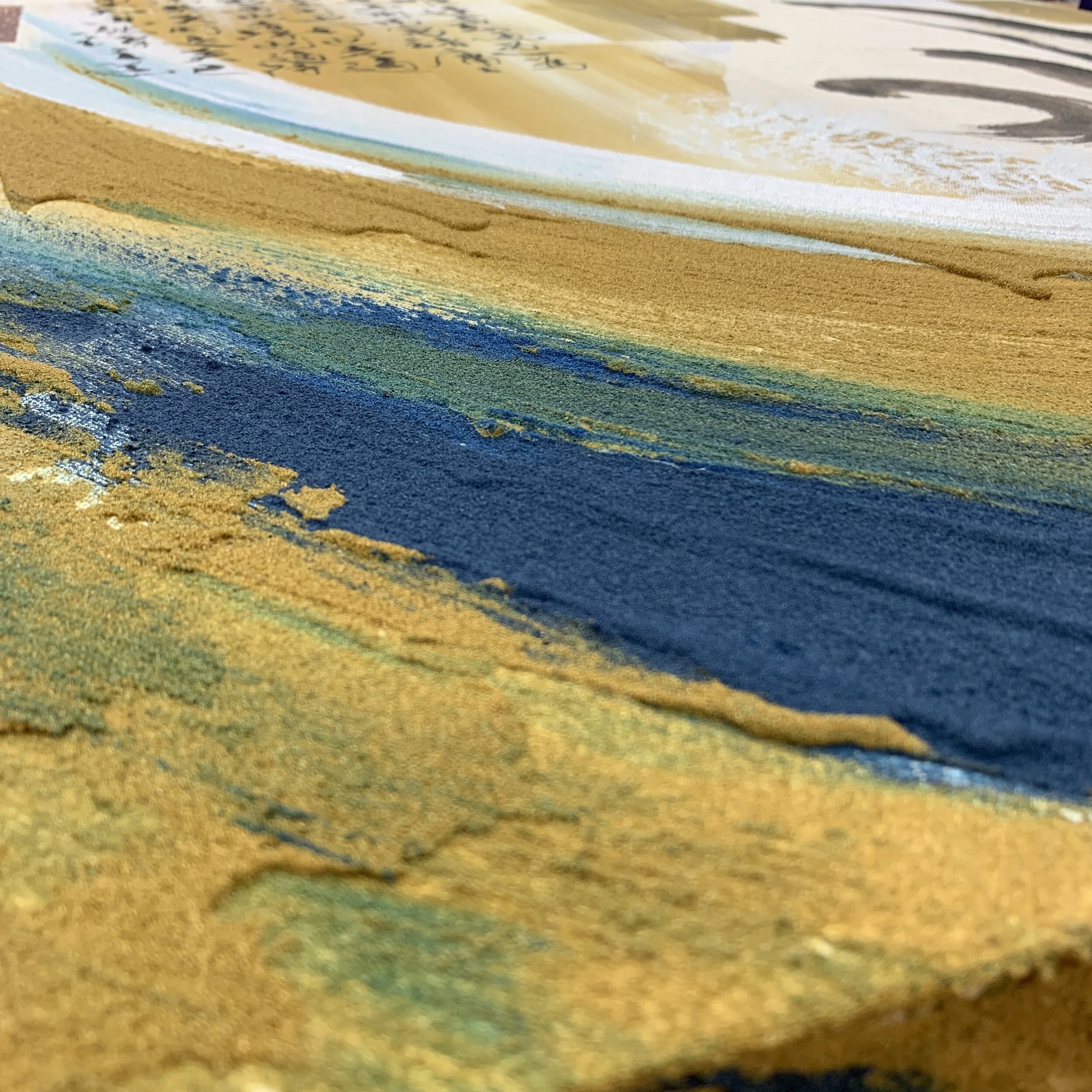  百川灌河。欲現此景，取了河沙作畫，有浮雕之感，驚喜。 