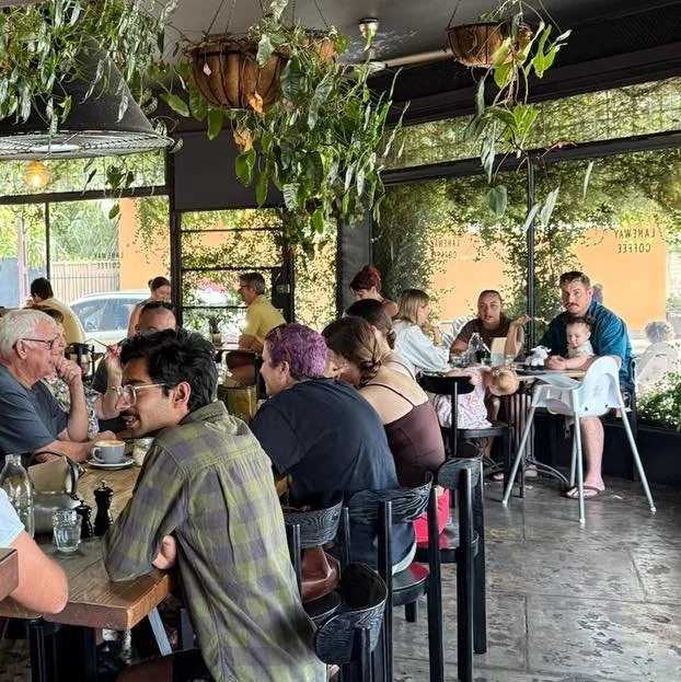 Start your Saturday the Laneway way 🖤