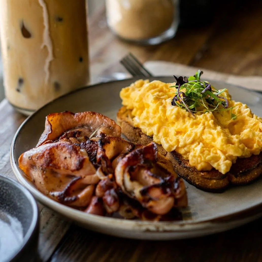 Darwin&rsquo;s best bacon and eggs 🖤