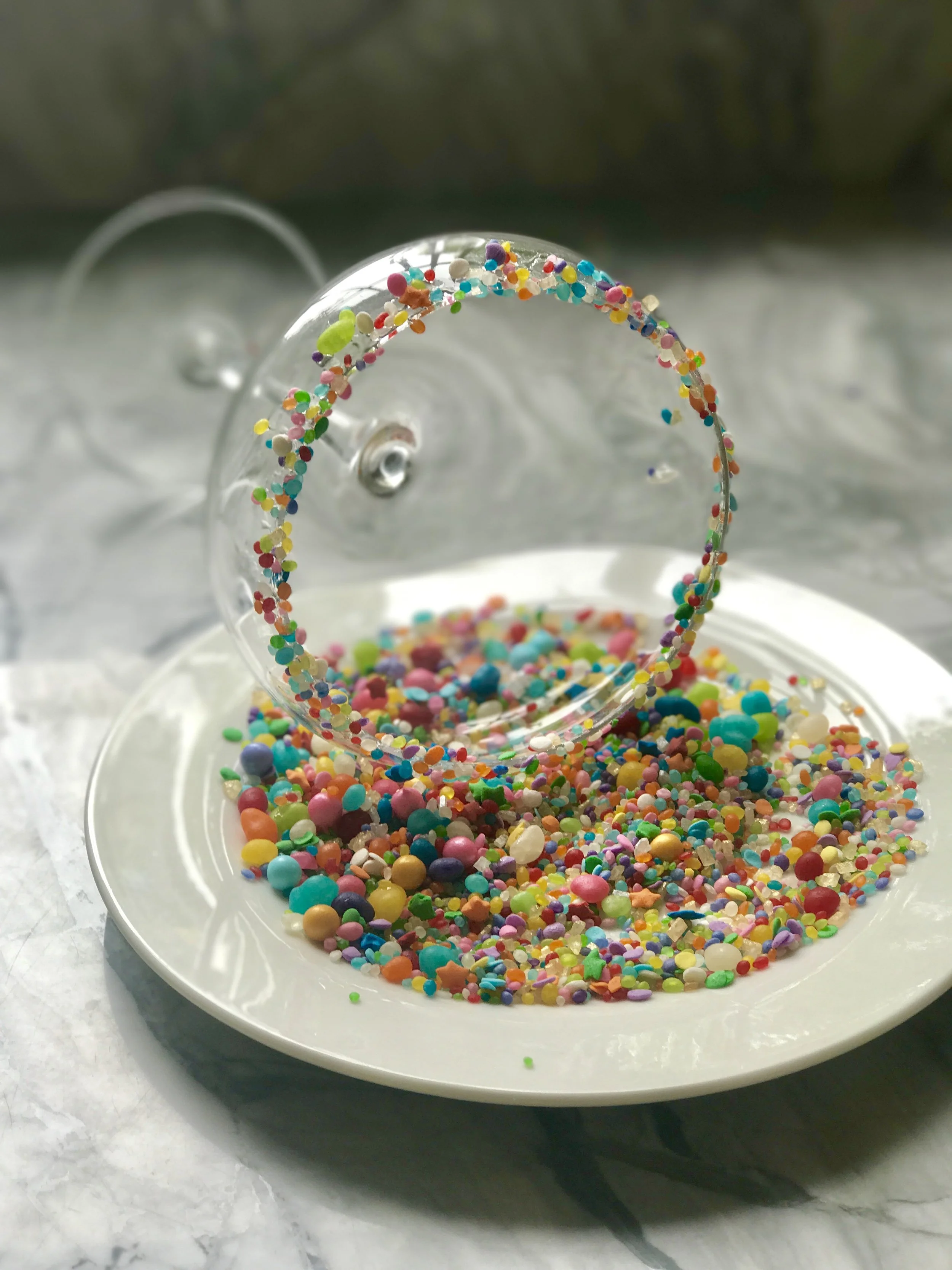 Using Candyfetti on the rim of the glass