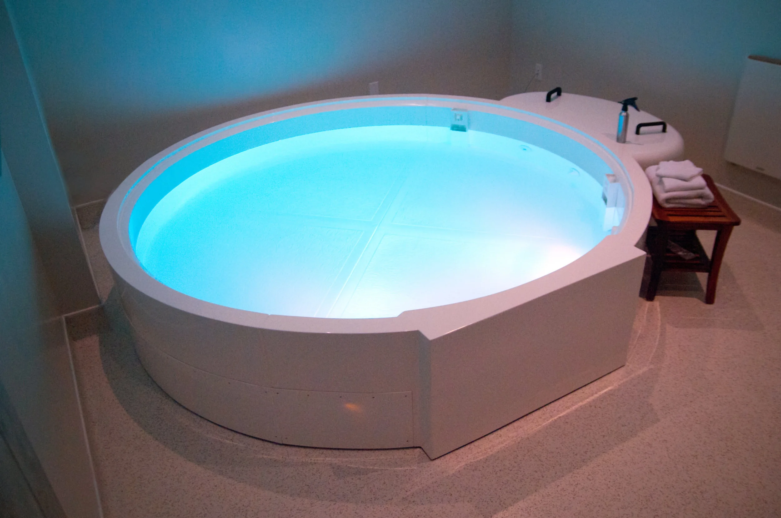 Floataway Open Pool 09.jpg