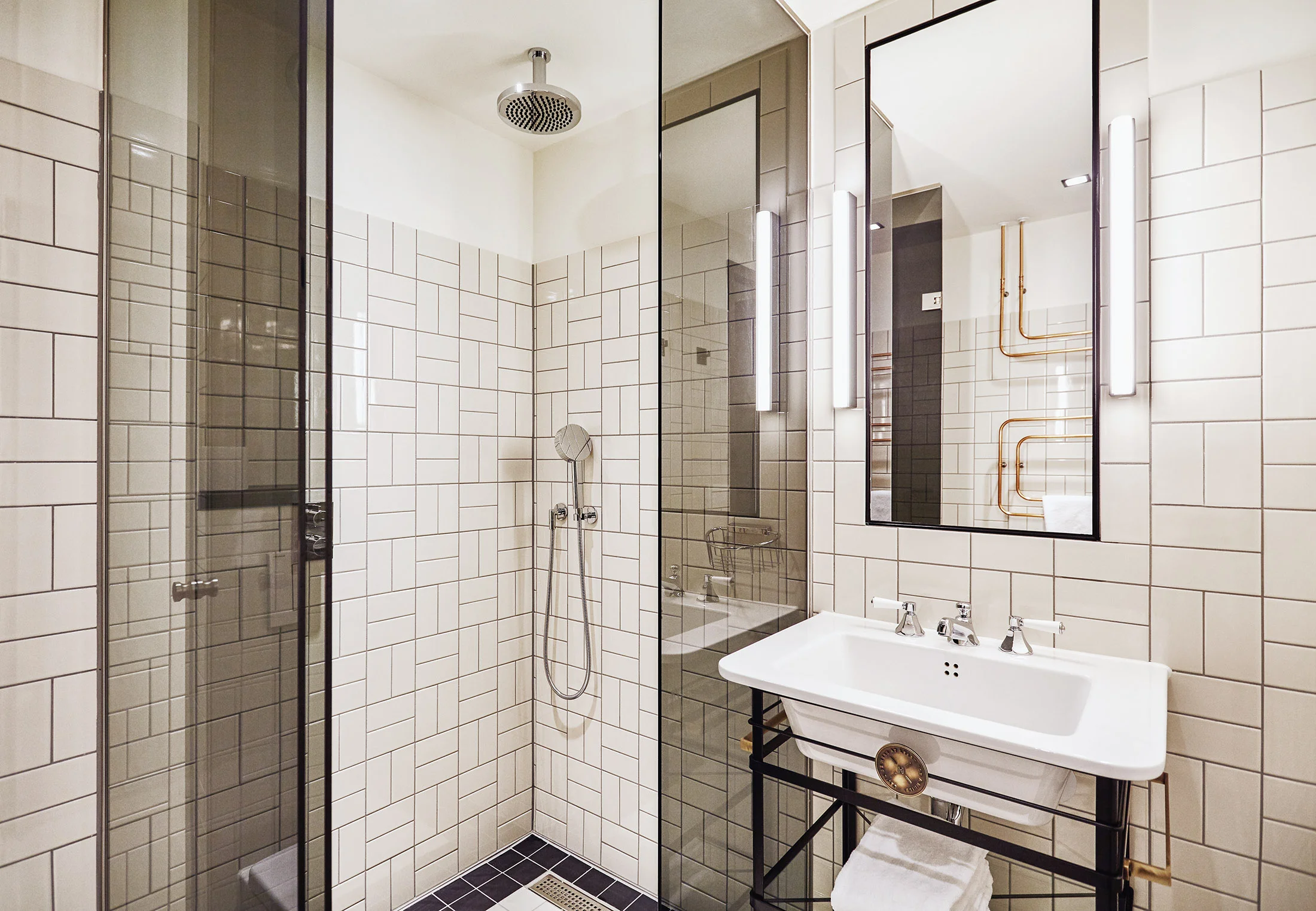 Hoxton_AMS_1_2352.jpg