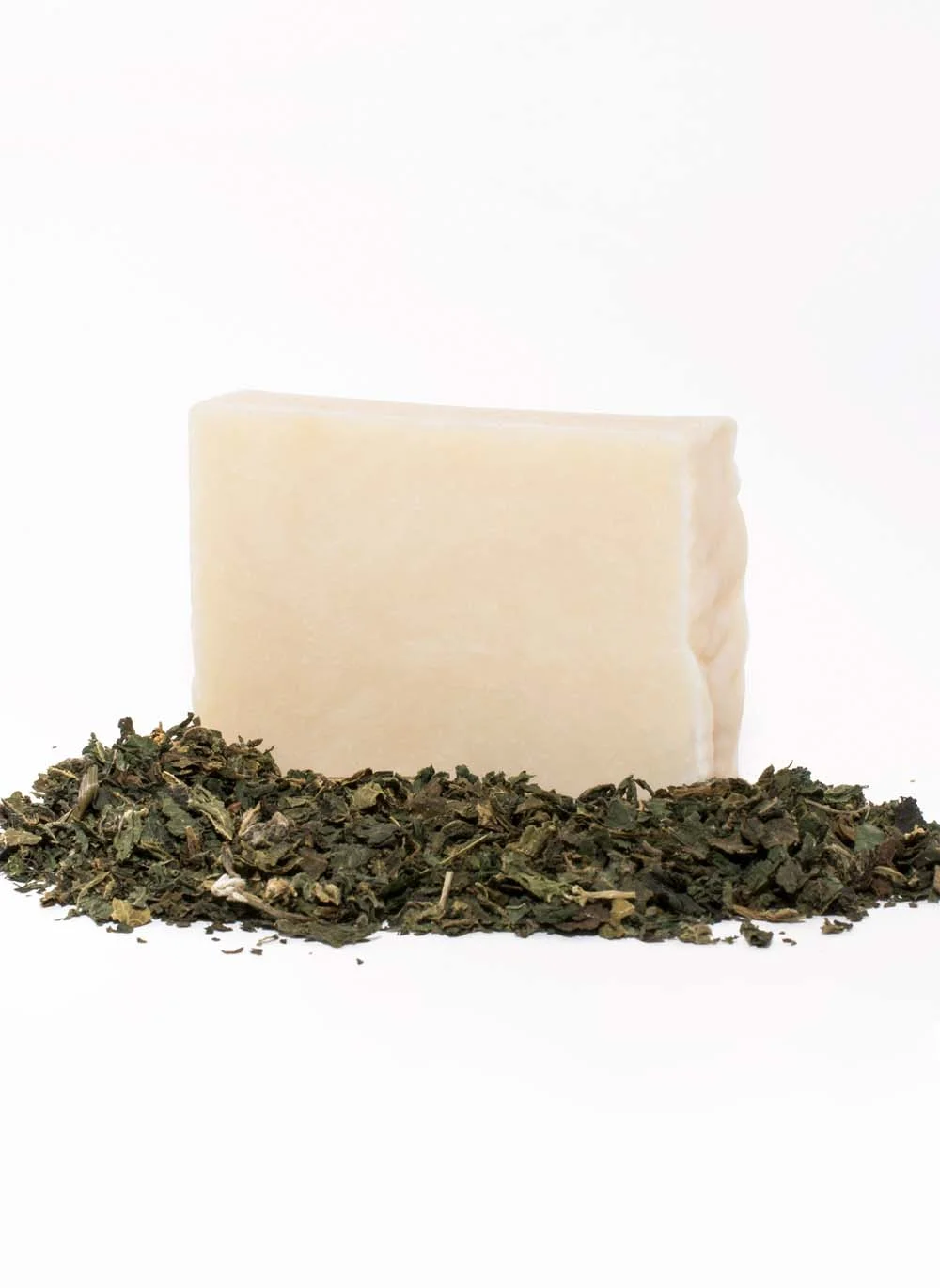 VieHealing_BareSoap_wNettle_4965-2.jpg