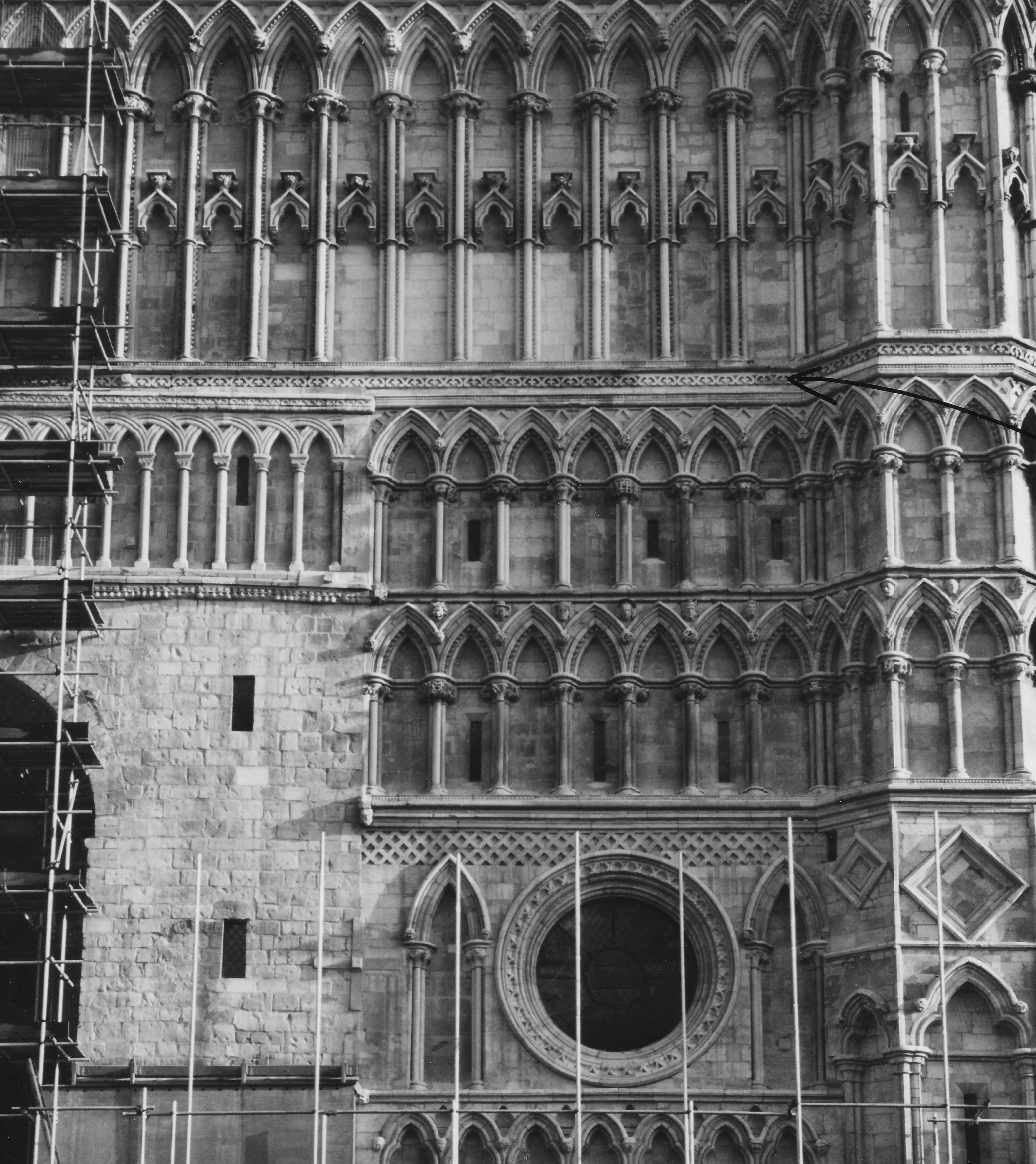 Lincoln+Cathedral+8.jpeg