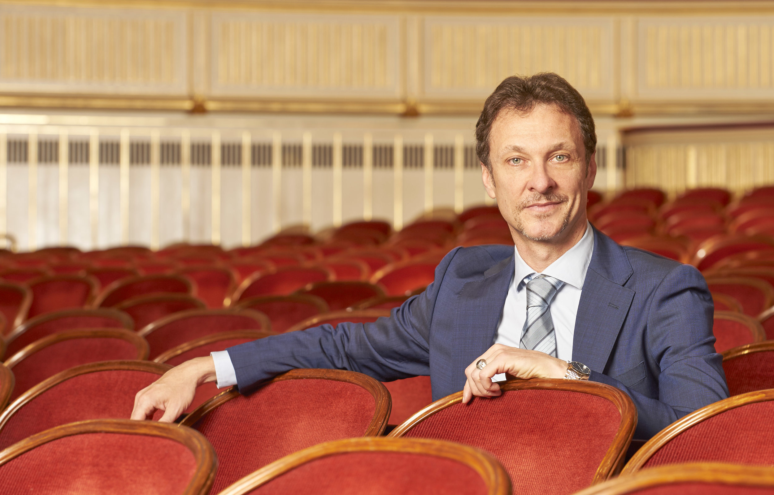Manuel Legris will finish his period as the Director of the Vienna ...