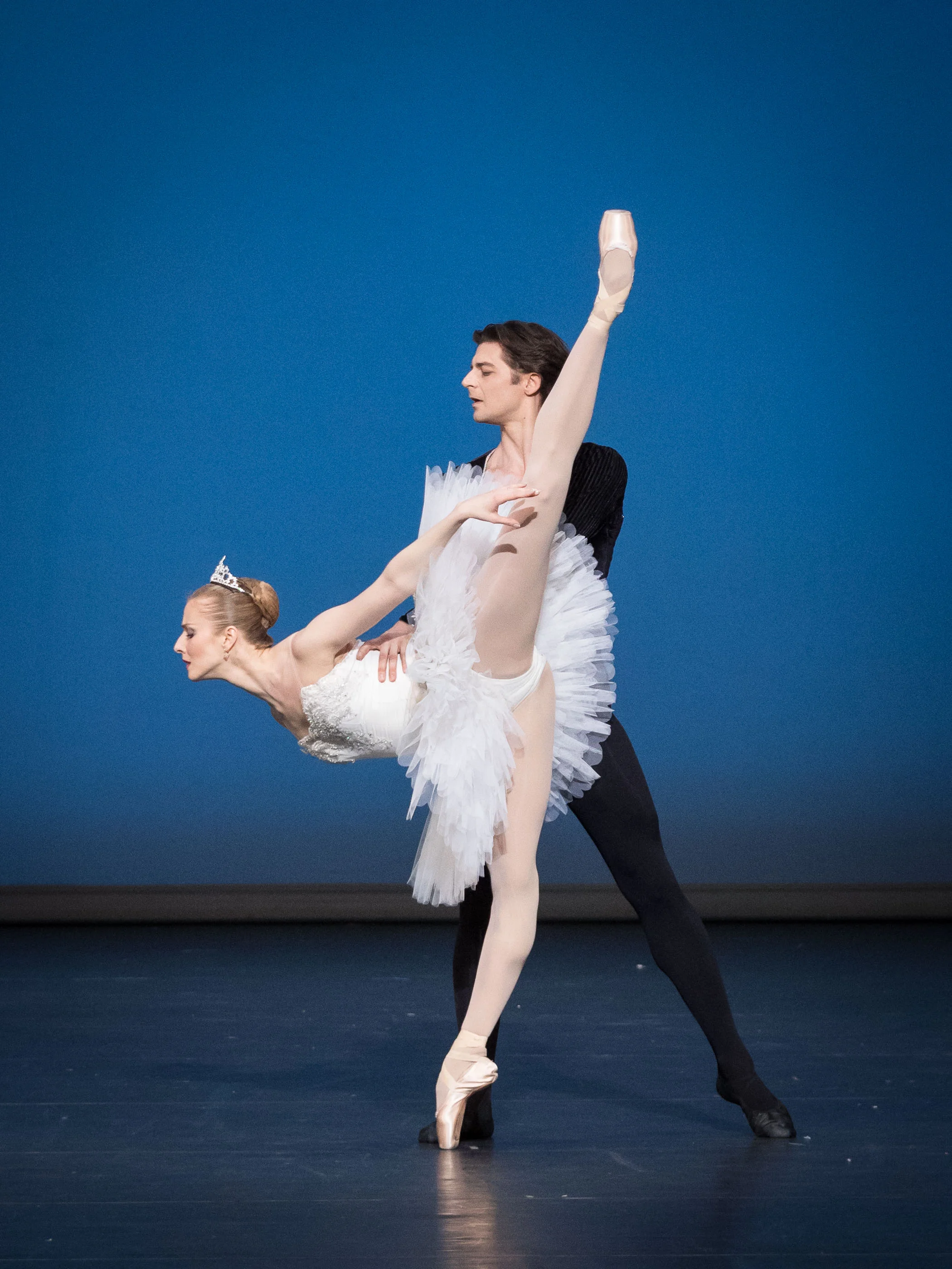 "Symphony in C" (Balanchine) with Vladimir Shishov. Copyright: Ashley Taylor / Vienna State Ballet.