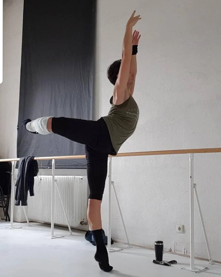 Sascha-Tcacenco_attitude_Ricardo-Leitner_Vienna-State-Ballet.jpg