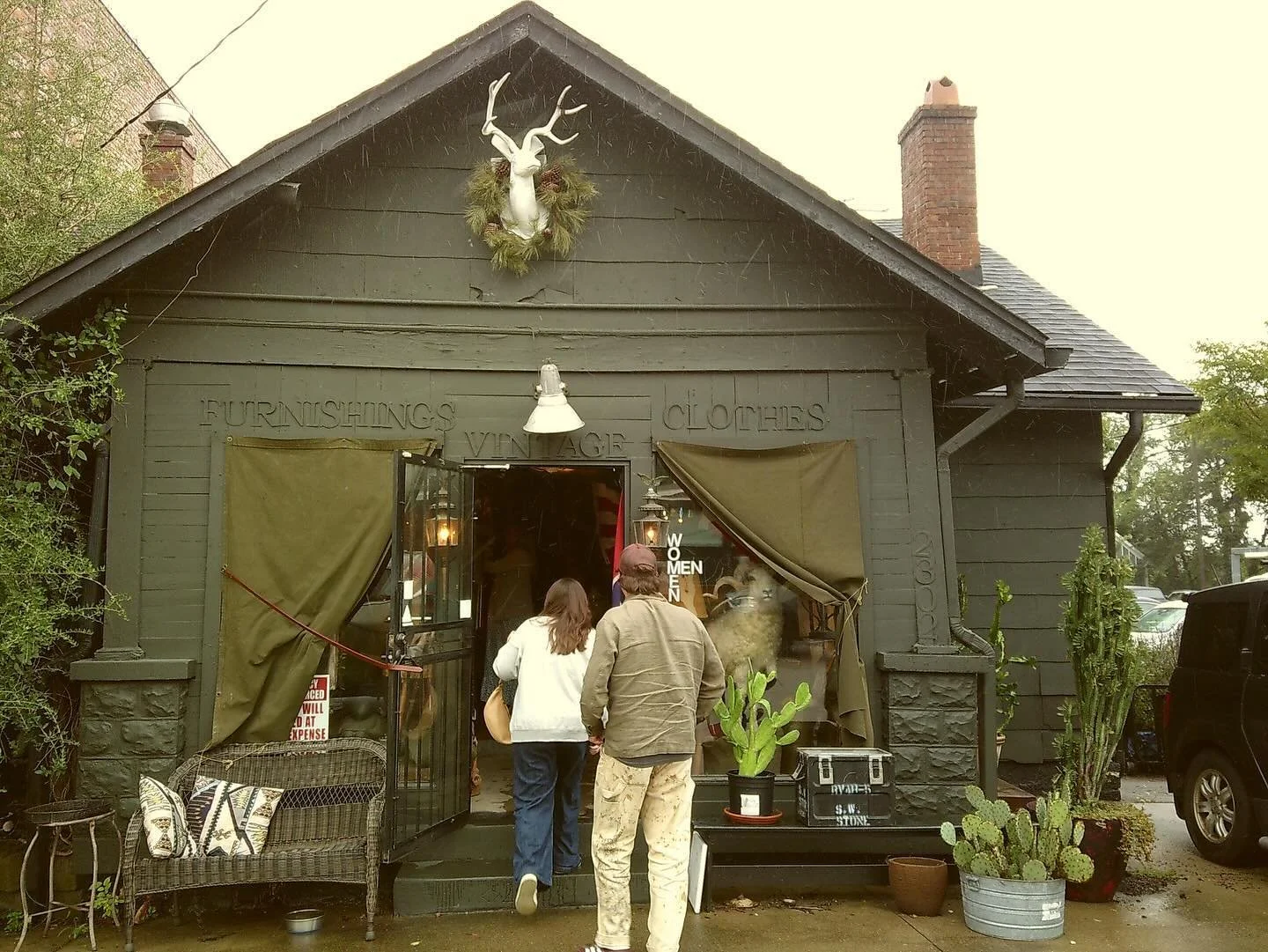 Weekend shenanigans with the best crew.

Y&rsquo;all come back real soon.

🫶🏼💥🍻