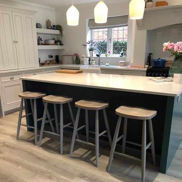 Love all my bits and pieces in my new kitchen from @coxandcox , my favourite place to shop. #coxandcox #homedecor #interiordesign