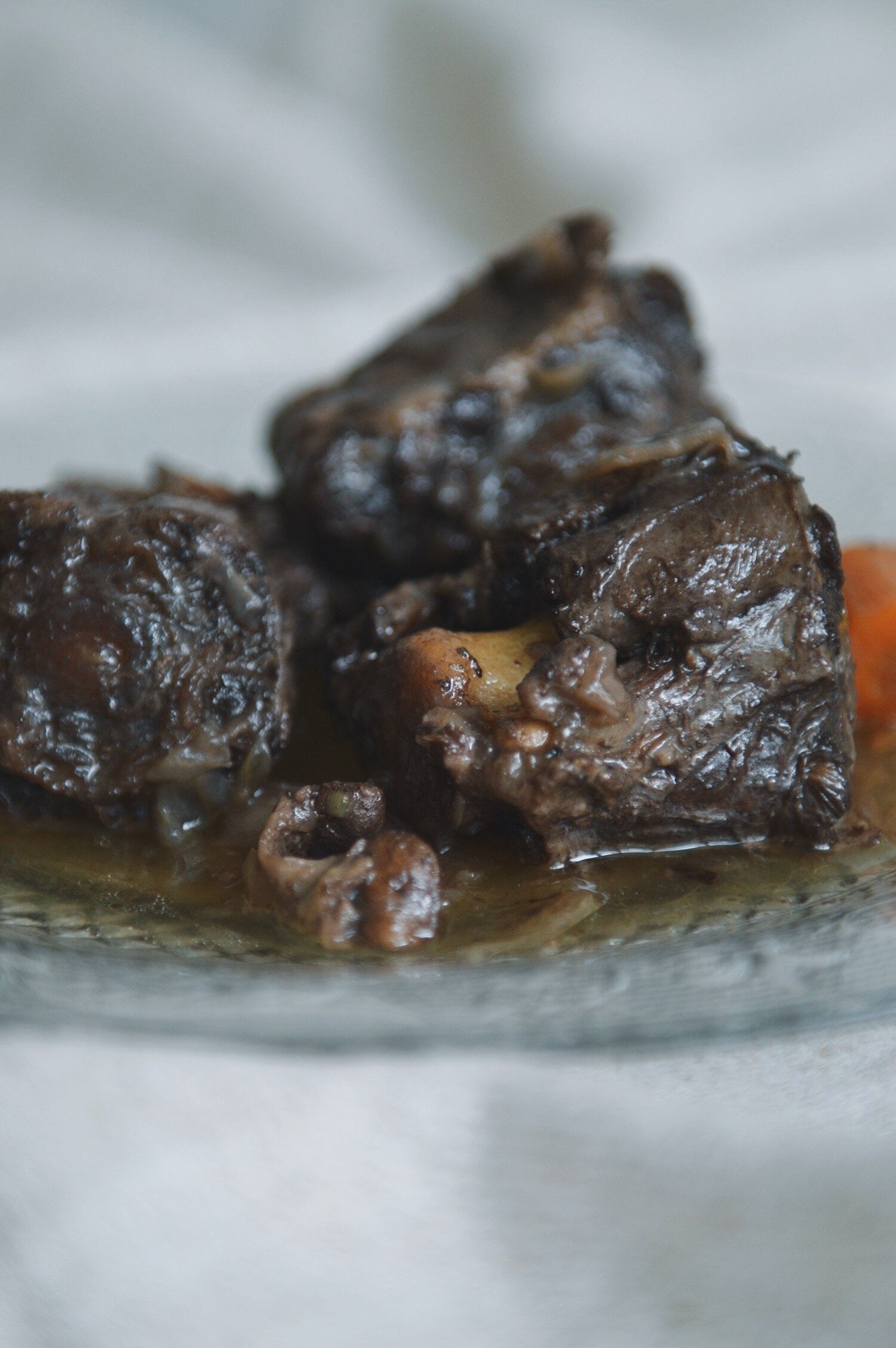 Rabo de toro/buey en olla de cocción lenta