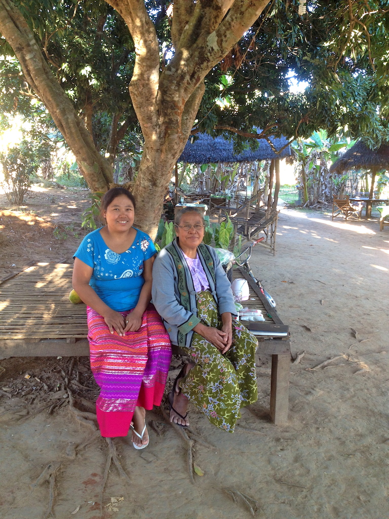 myanmar_hsipaw_ms-popcorn.jpg