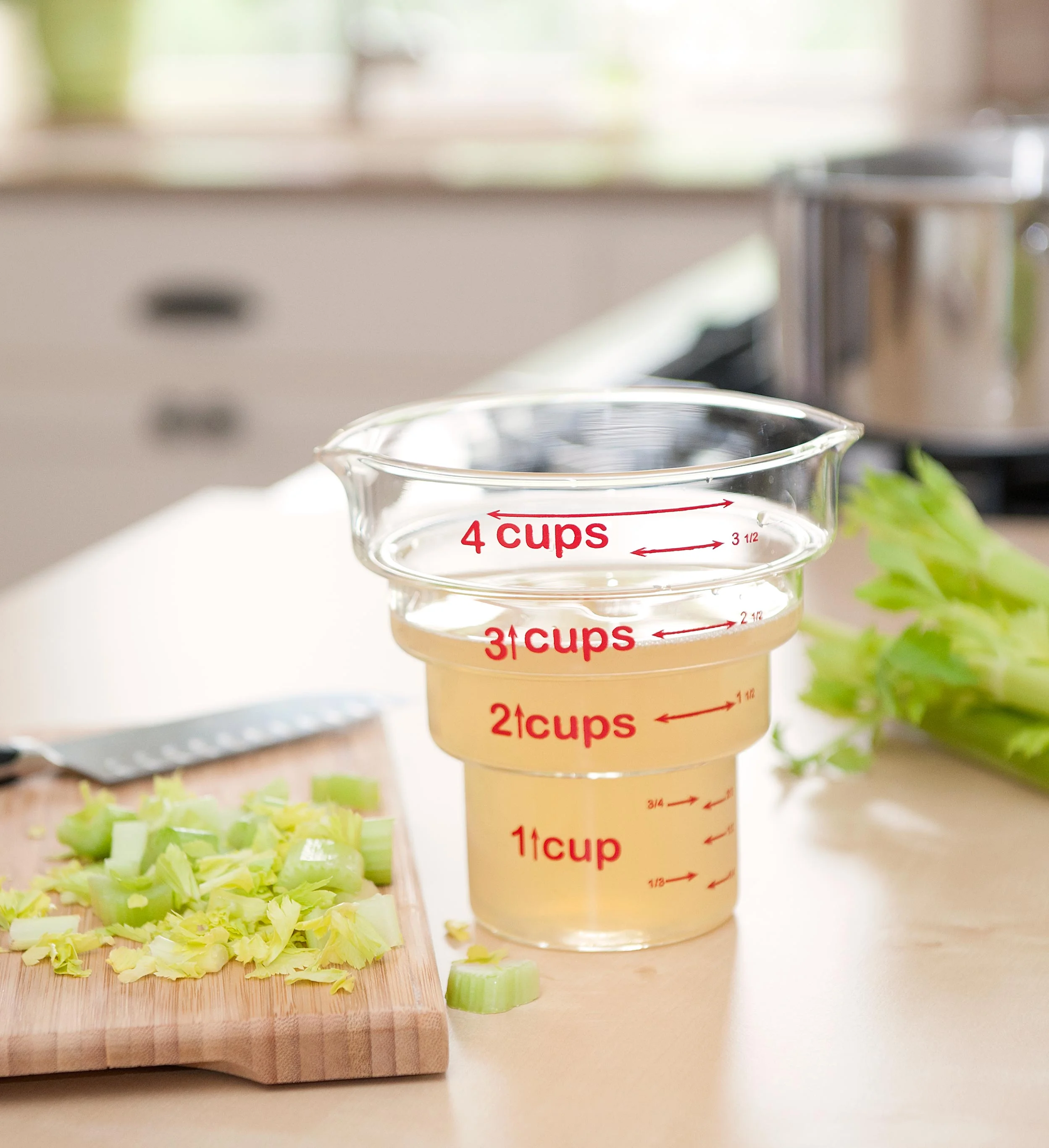 p26_glass_measuring_cup.jpg