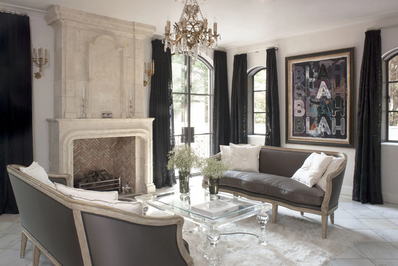 LIVING ROOM copy.jpg