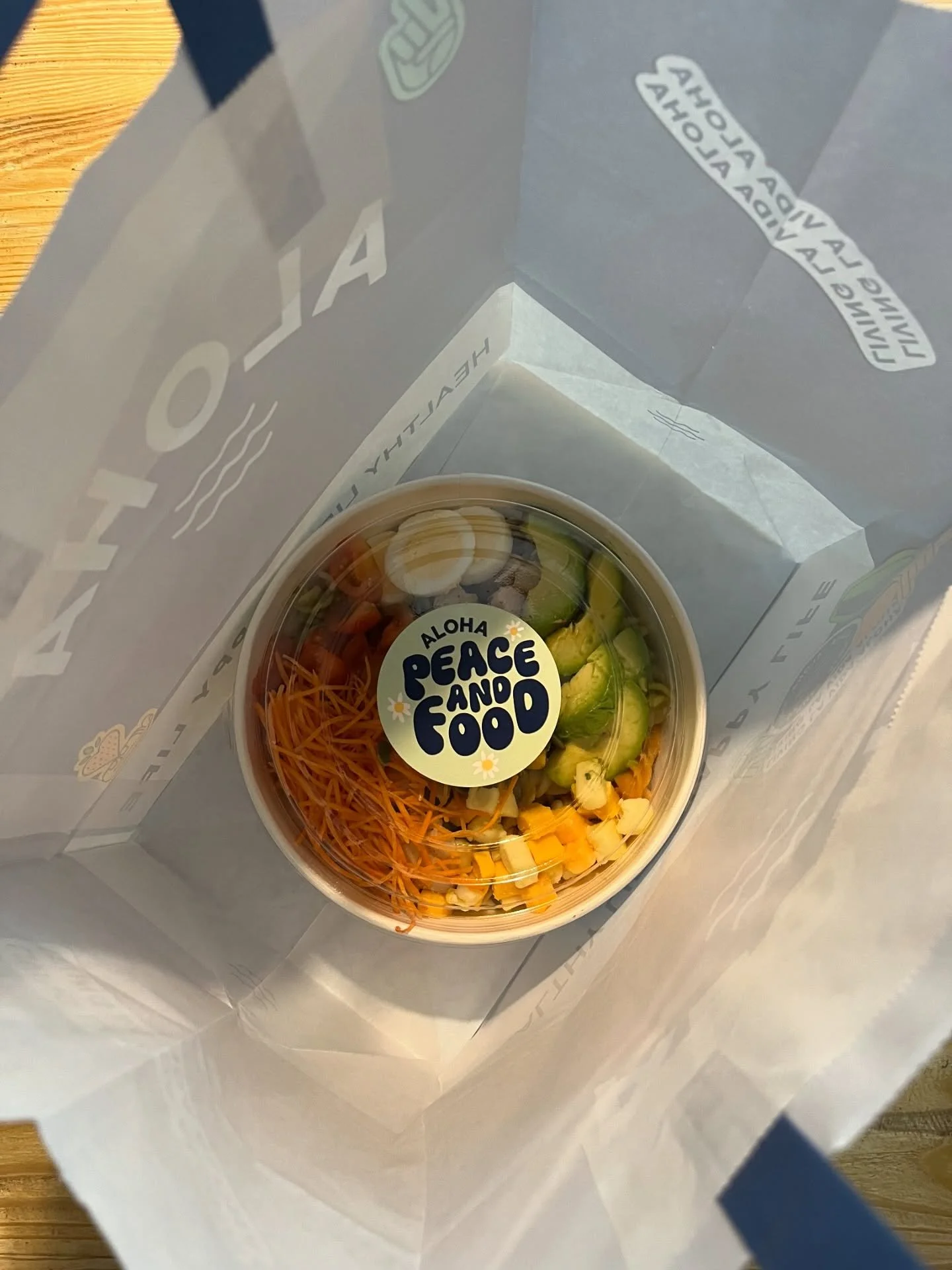 La ensalada es siempre una buena opci&oacute;n🤭

Modelo: Ensalada C&eacute;sar Palace🥗