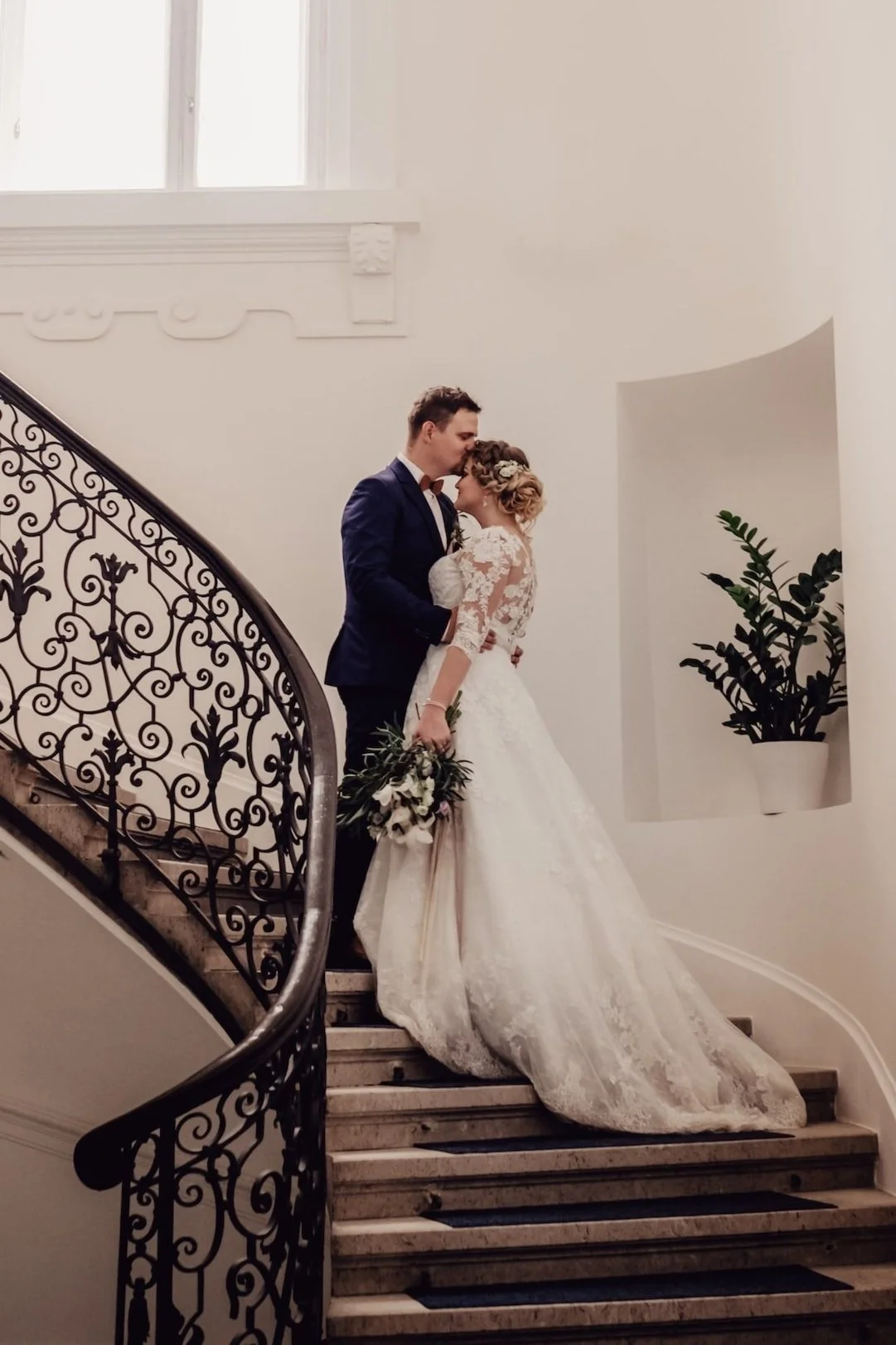 The Benefits of Doing a First Look at Your Wedding