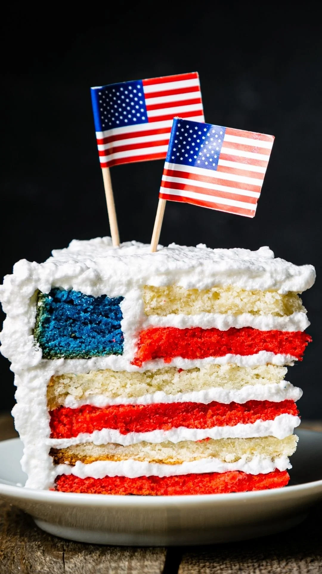 Easy Fourth of July Décor Ideas for Summer Gatherings