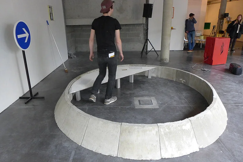 Antonin Gerson, La construction du rond-point , Exposition Climax, Galerie François II, Nantes, France, 2016