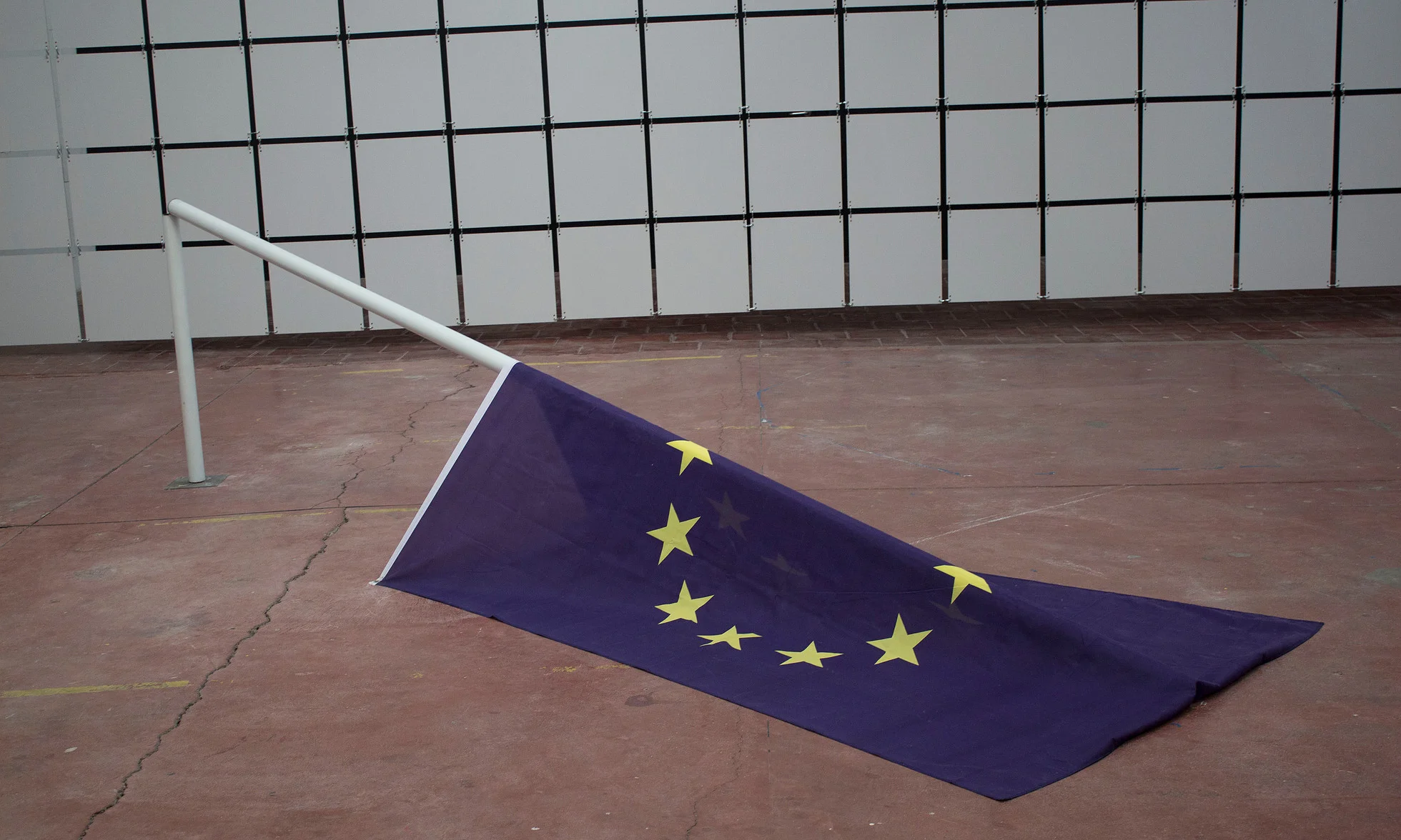 Antonin Gerson, Emergency Shelter , 2017, Exposition collective : Shelters , Organisée par le collectif La Montage, La Vallée, Bruxelles, Belgique