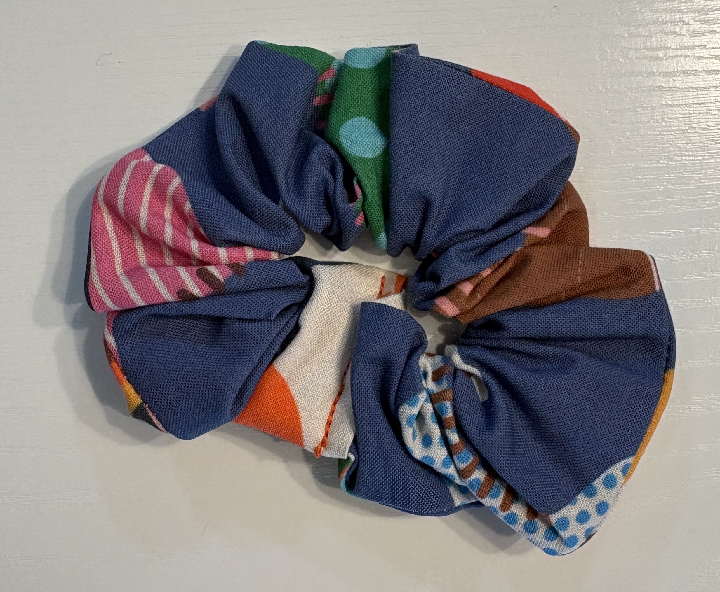 Scrunchie - roller skate.jpg