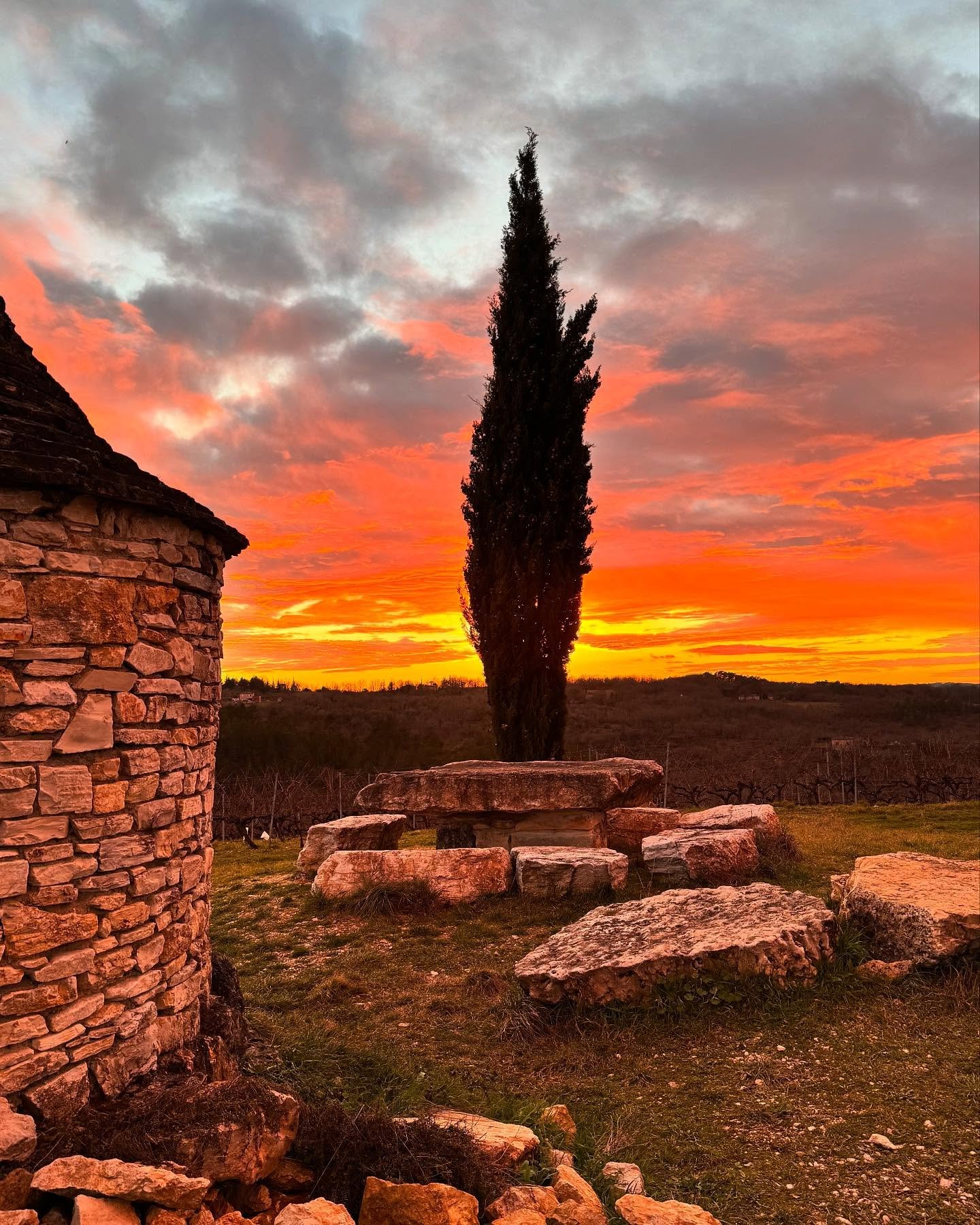 Stunning sunset over the Lot this evening #lot #cotedulot #dordogne #france #nofilterneeded