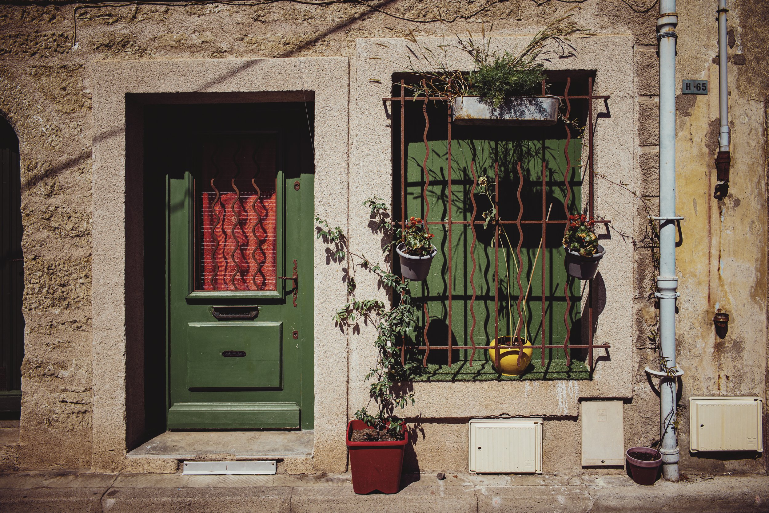 pezenas doorway.jpg