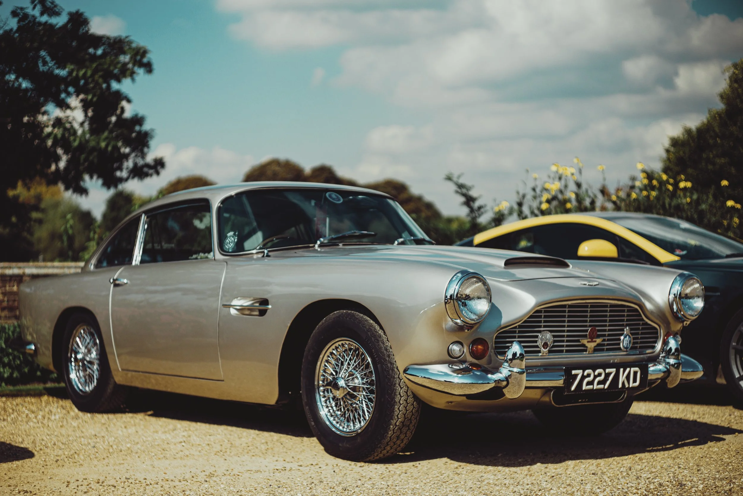aston martin db5.jpg
