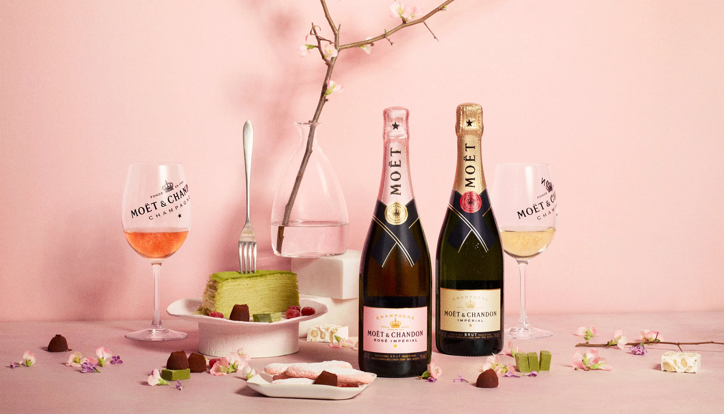 2B_Moet_H_v4_QC_R300.jpg