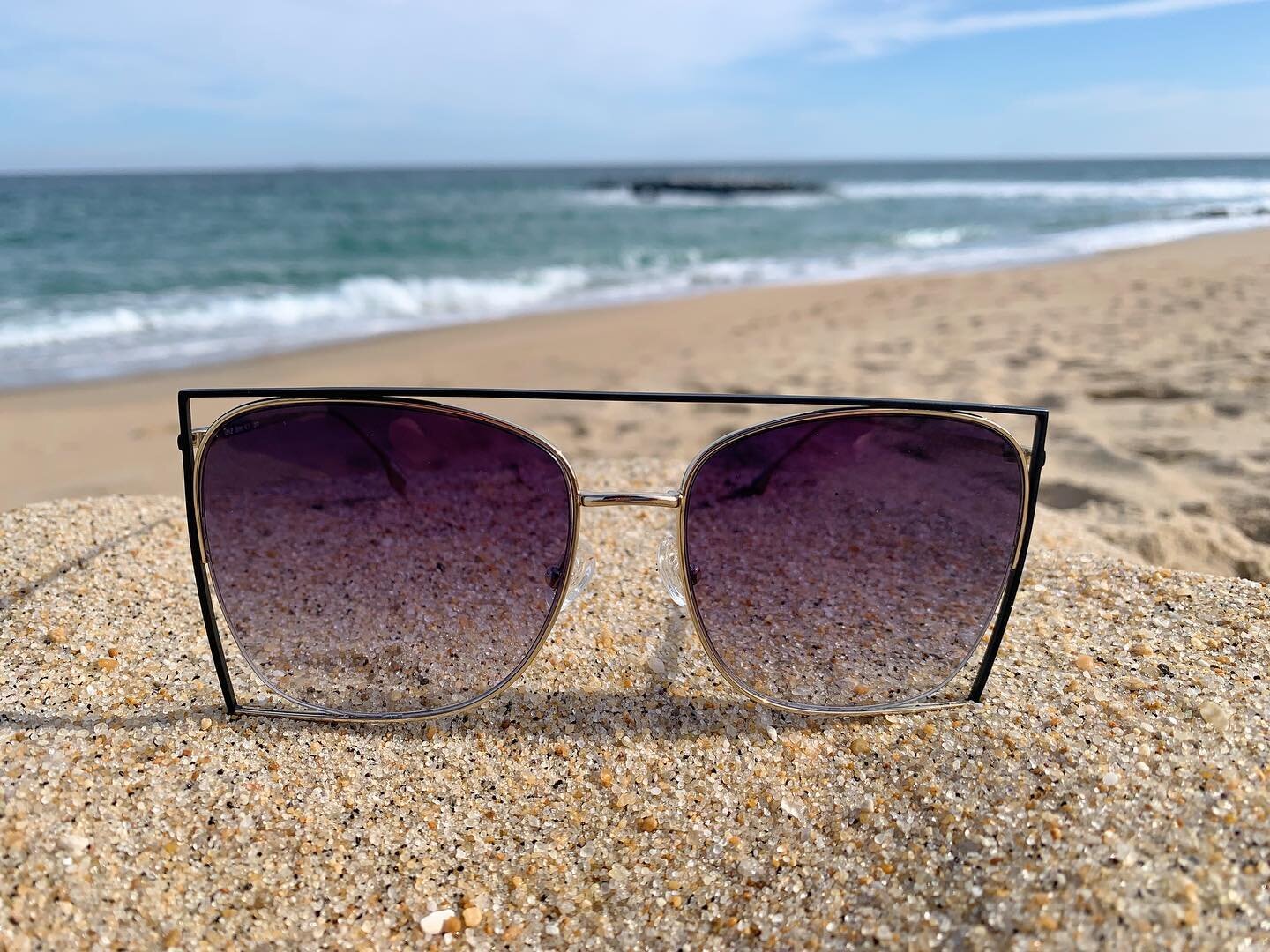 Have you checked out our sunnies? Get your pair now to prepare for this summer&rsquo;s beach days!☀️🏝️
.
.
.
.
.
#tekaeyewear #glasses #eyefashion #eyewear #eyewearstyle #luxuryeyewear #optician #optical #eyestyle #fashionglasses #igfashion #igstyle