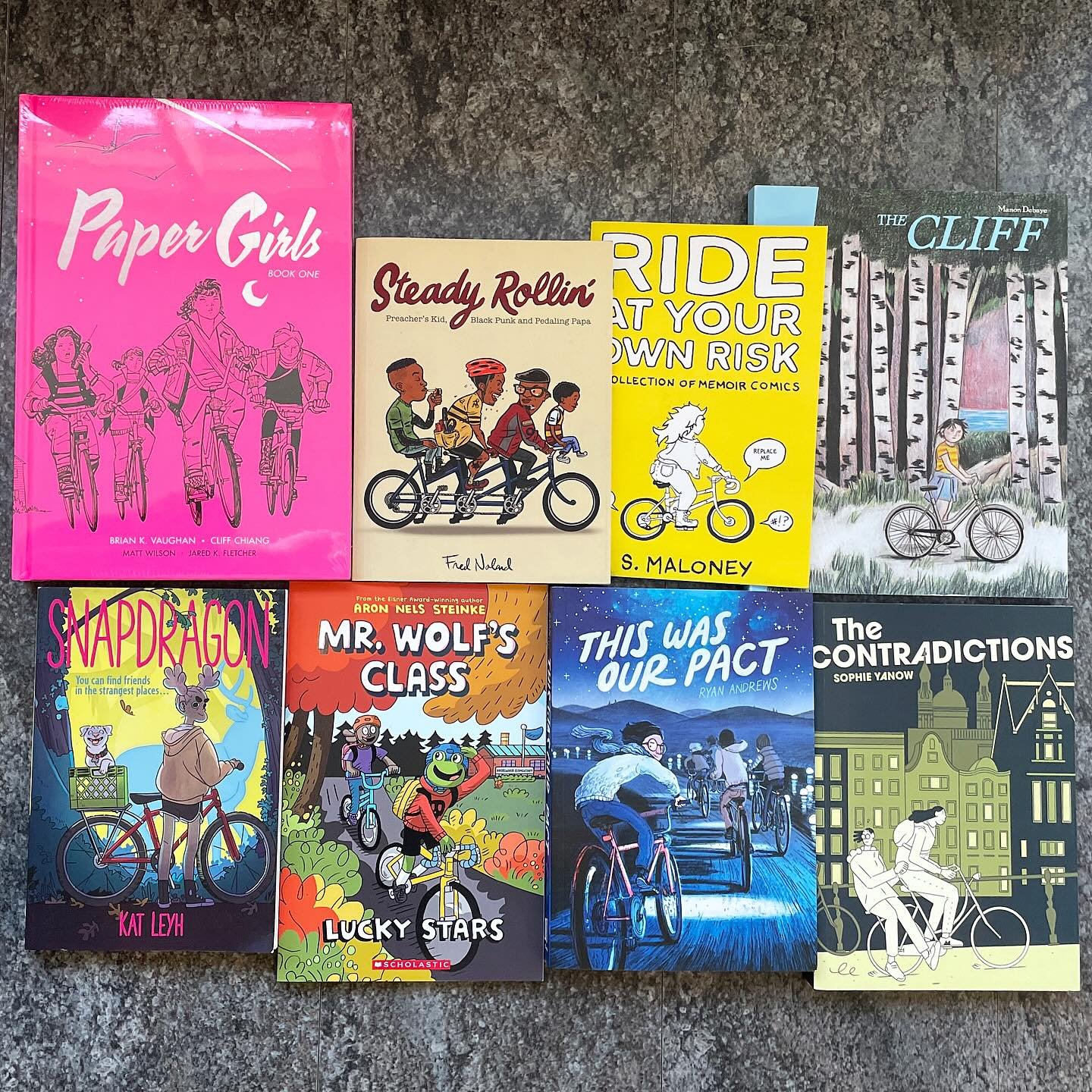 in case you needed some inspo for Indie Bookstore Day: Bikes x Books 💖➡️➡️➡️